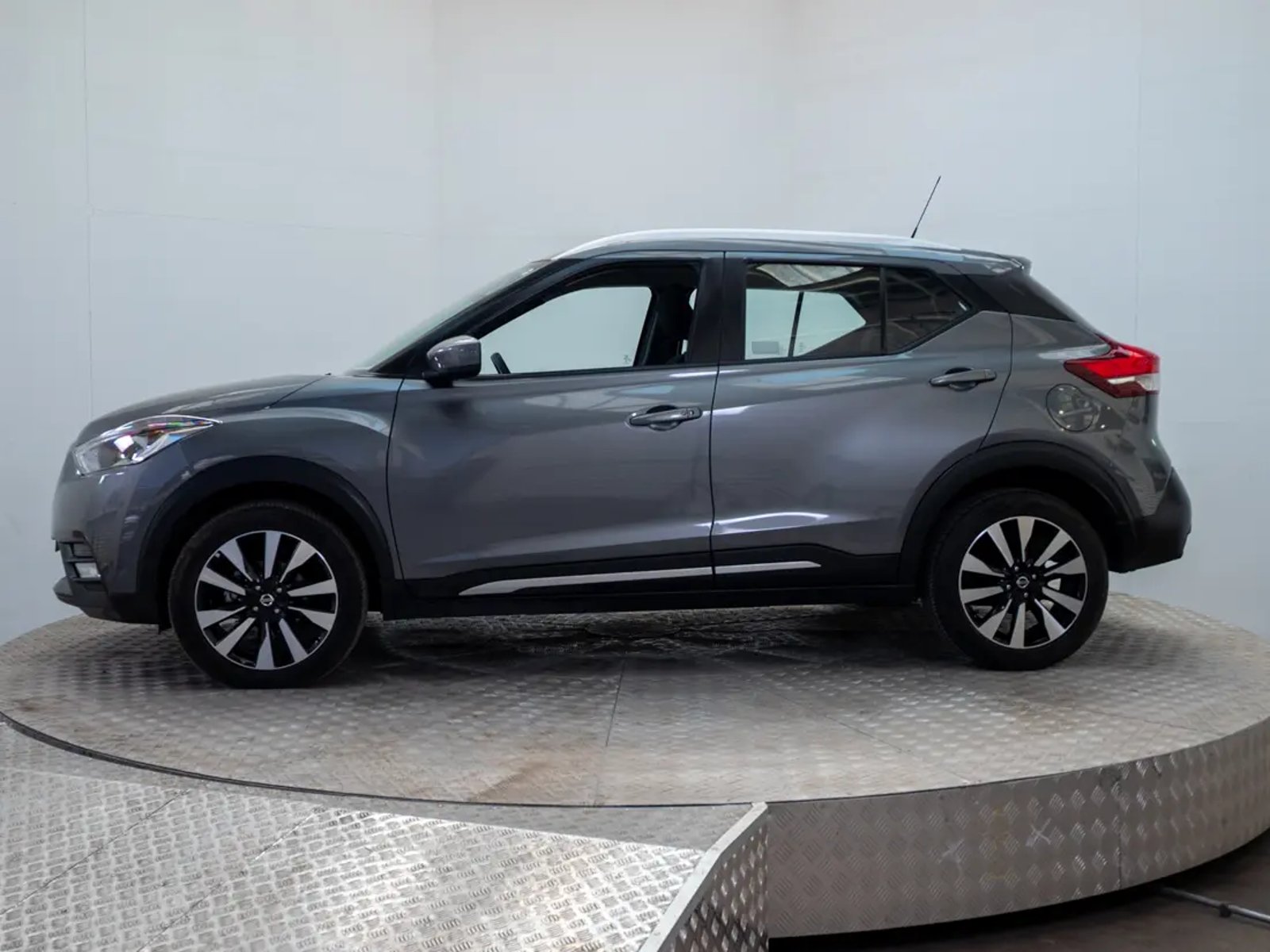Nissan KICKS 2017 - Foto 4 de 17