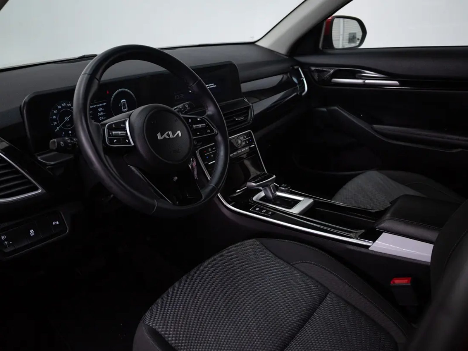Kia SELTOS 2025 - Imagen 11 de 19