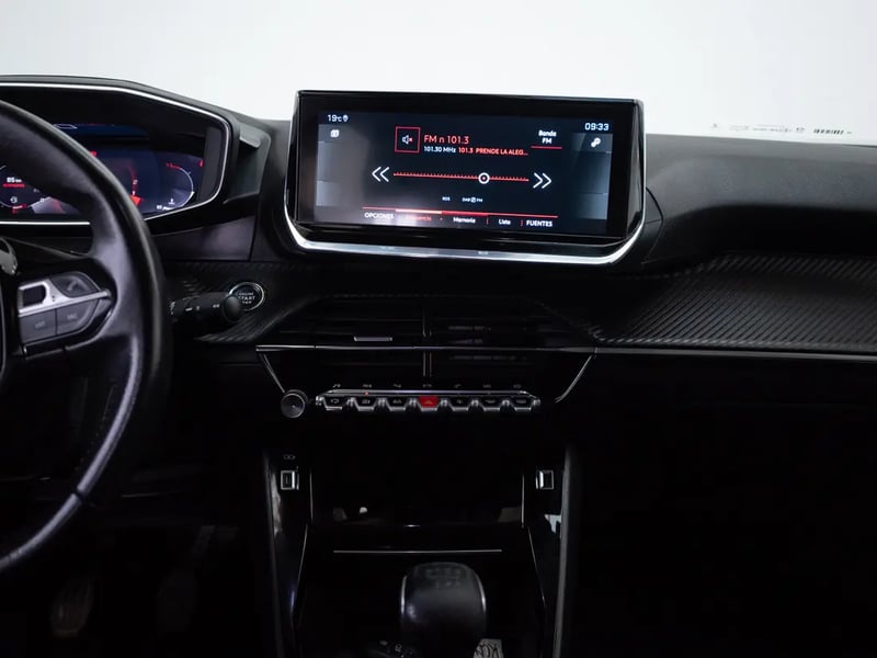 Peugeot 2008 2021 - Imagen 17 de 20