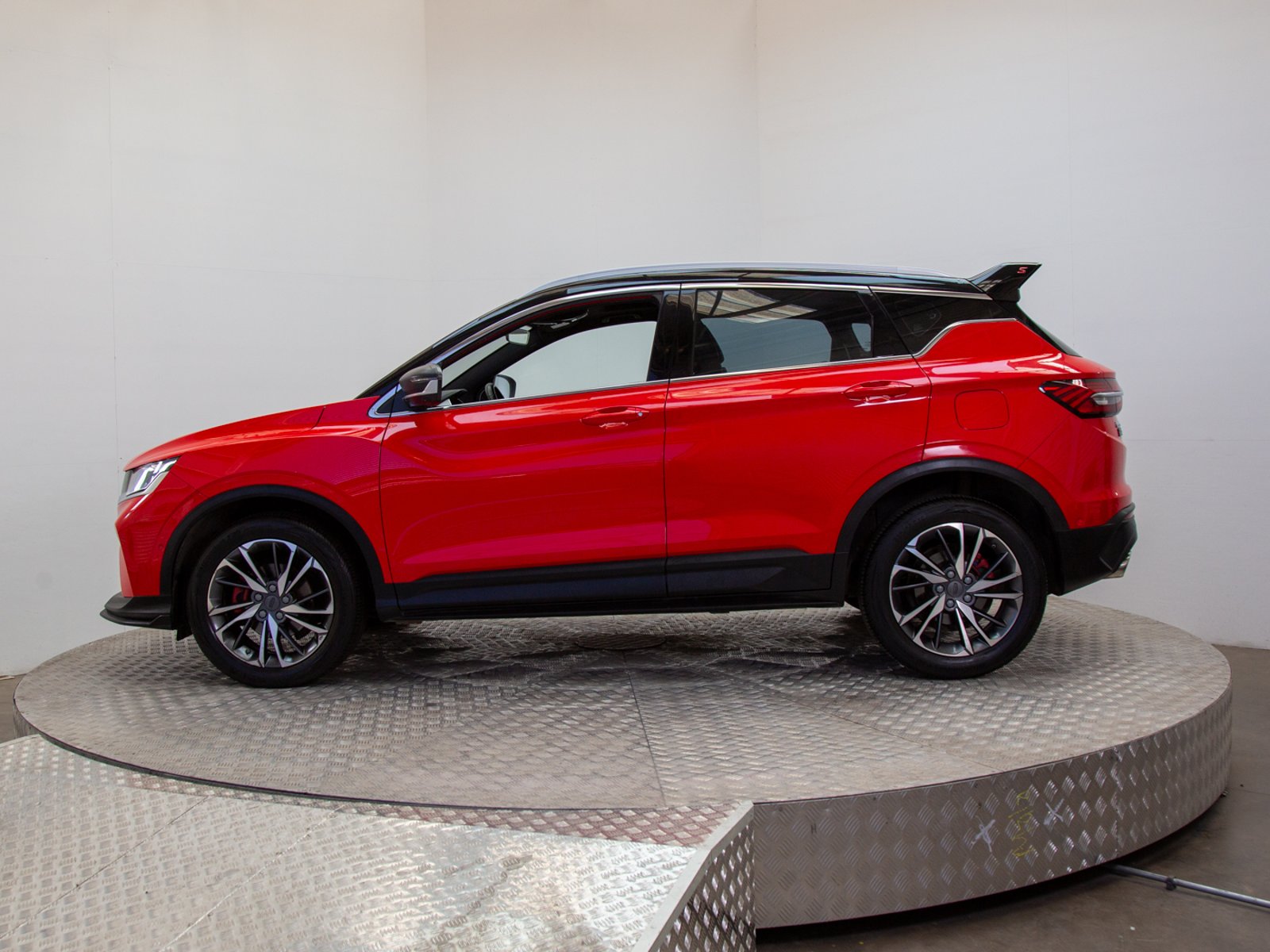 GEELY COOLRAY 2023 - Imagen 11 de 20