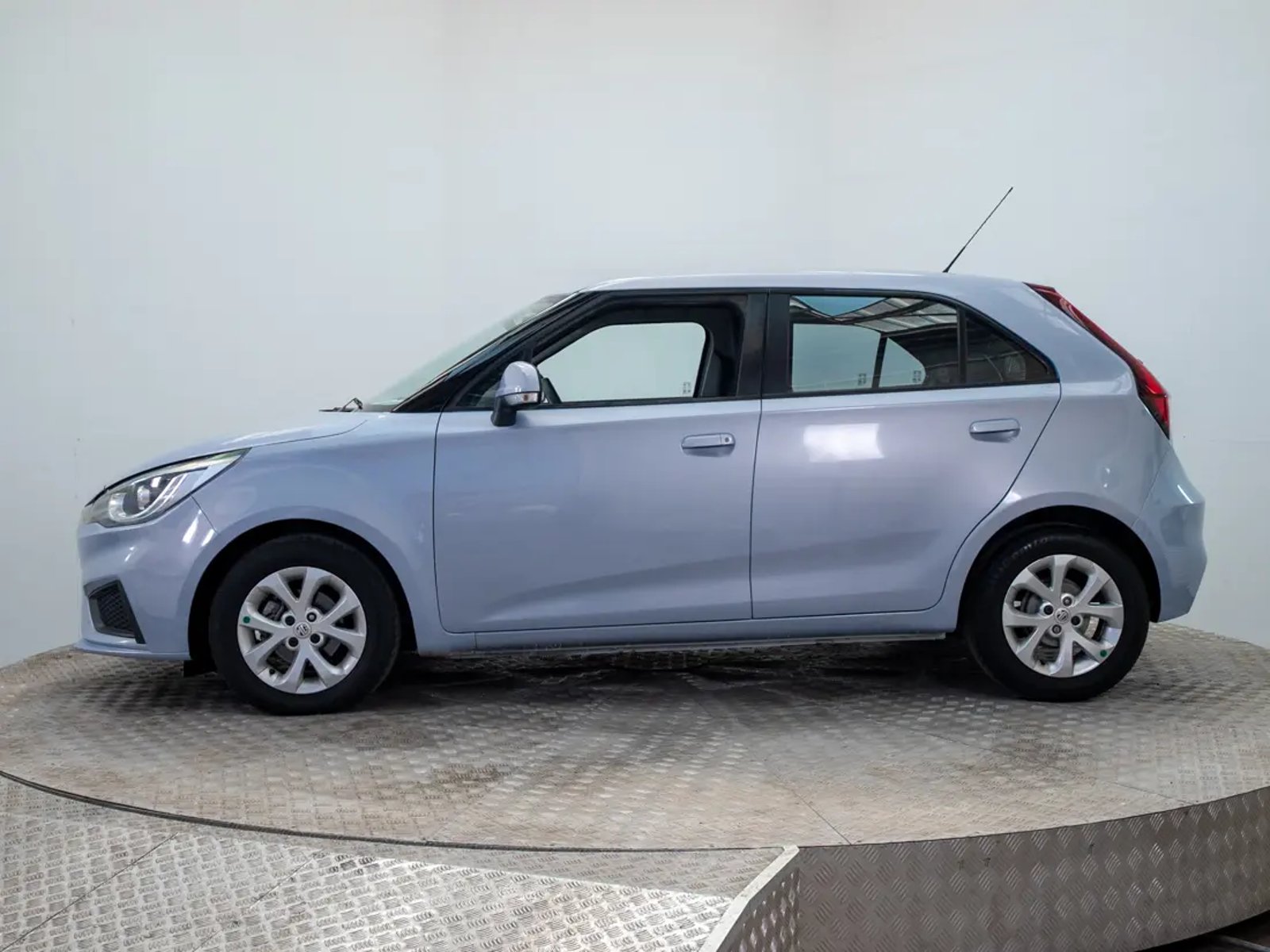 MG 3 2023 - Foto 4 de 19