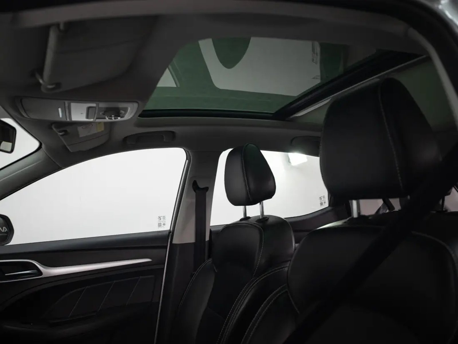 MG ZS 2024 - Imagen 12 de 14