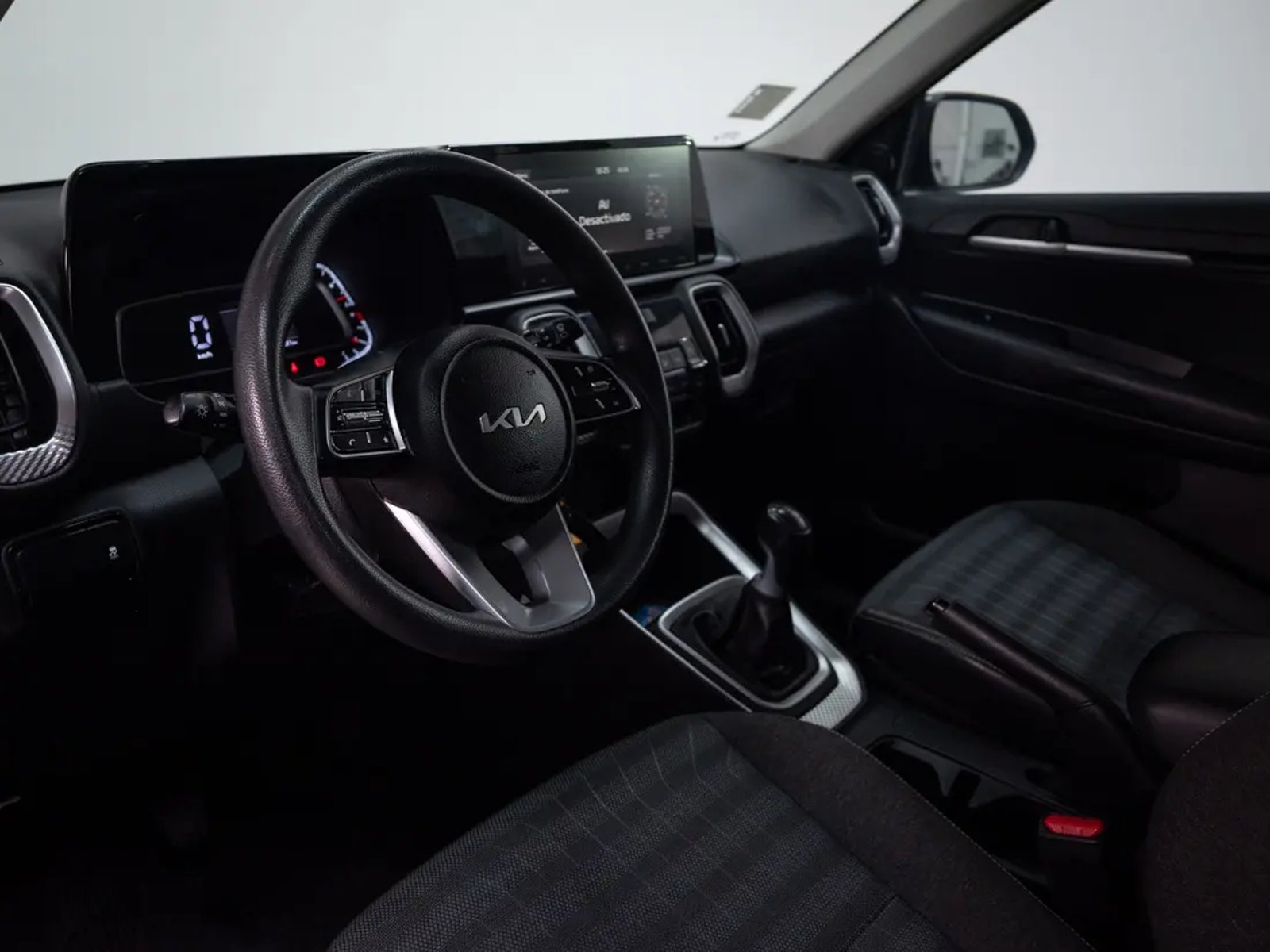 Kia SONET 2023 - Imagen 11 de 15