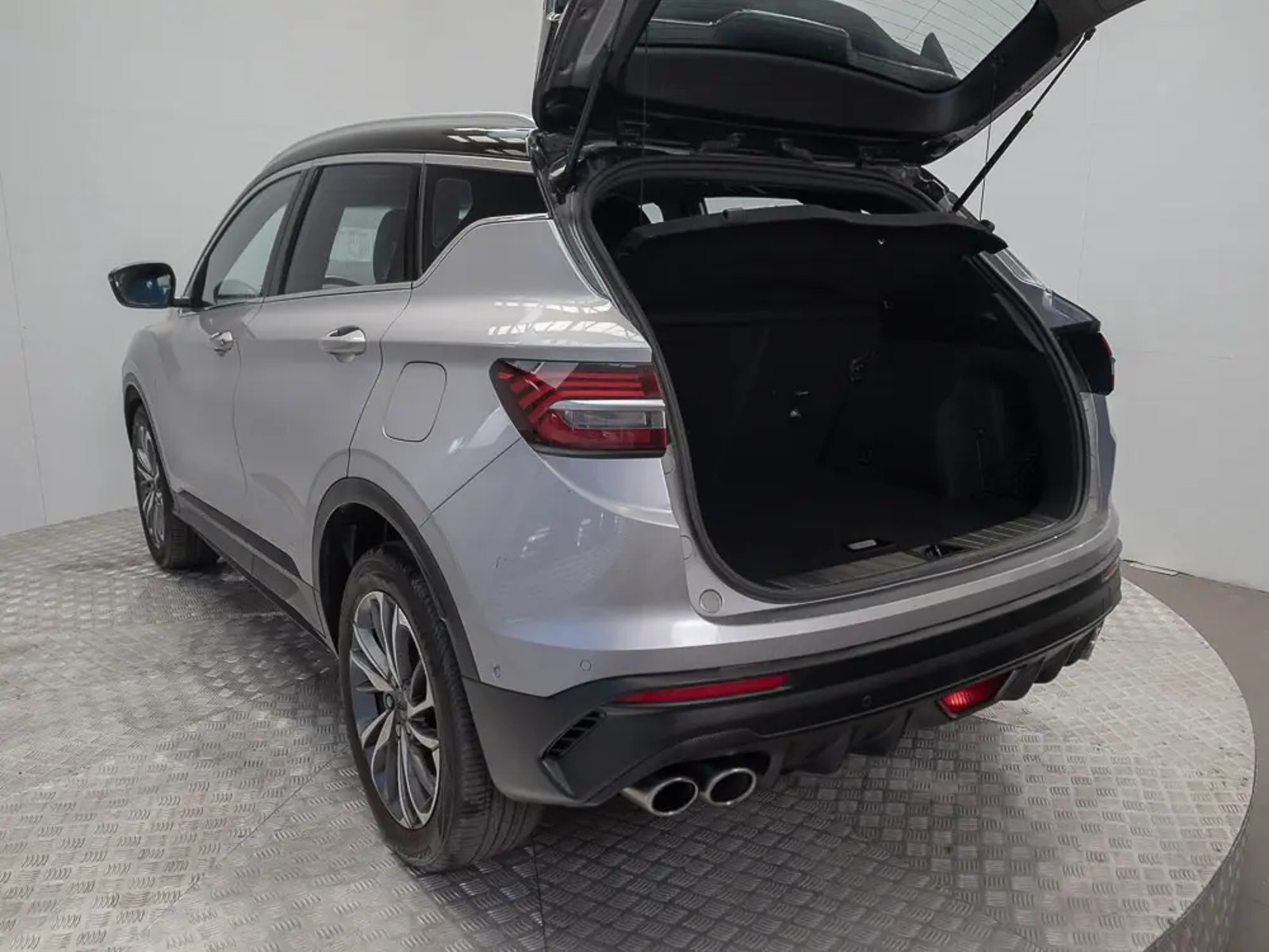 Geely COOLRAY 2023 - Imagen 10 de 17