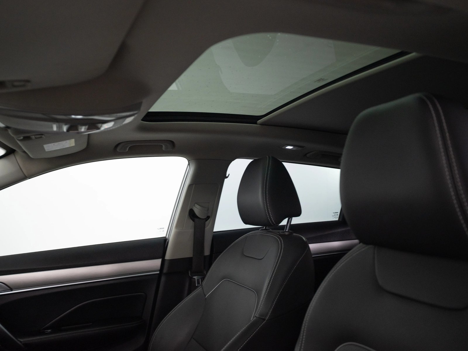 Geely COOLRAY 2023 - Imagen 8 de 14