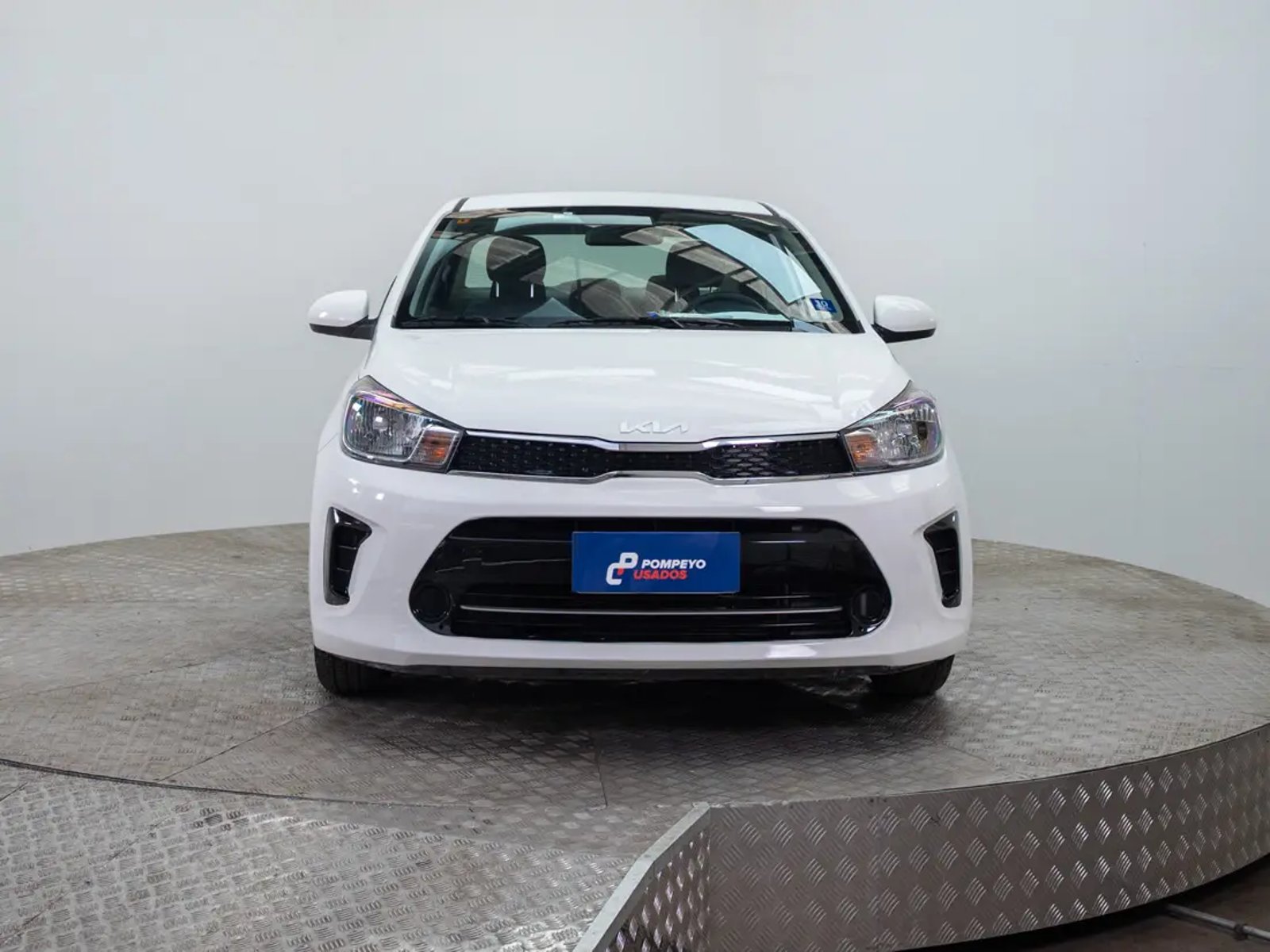 Kia SOLUTO 2024 - Foto 2 de 20