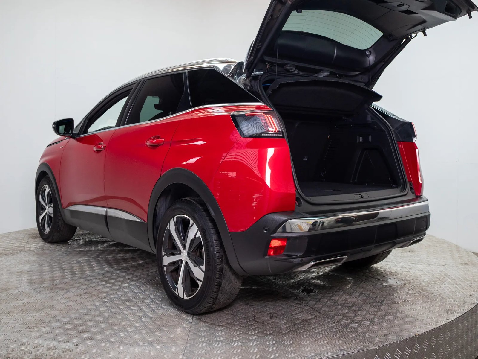 PEUGEOT 3008 2021 - Imagen 9 de 17