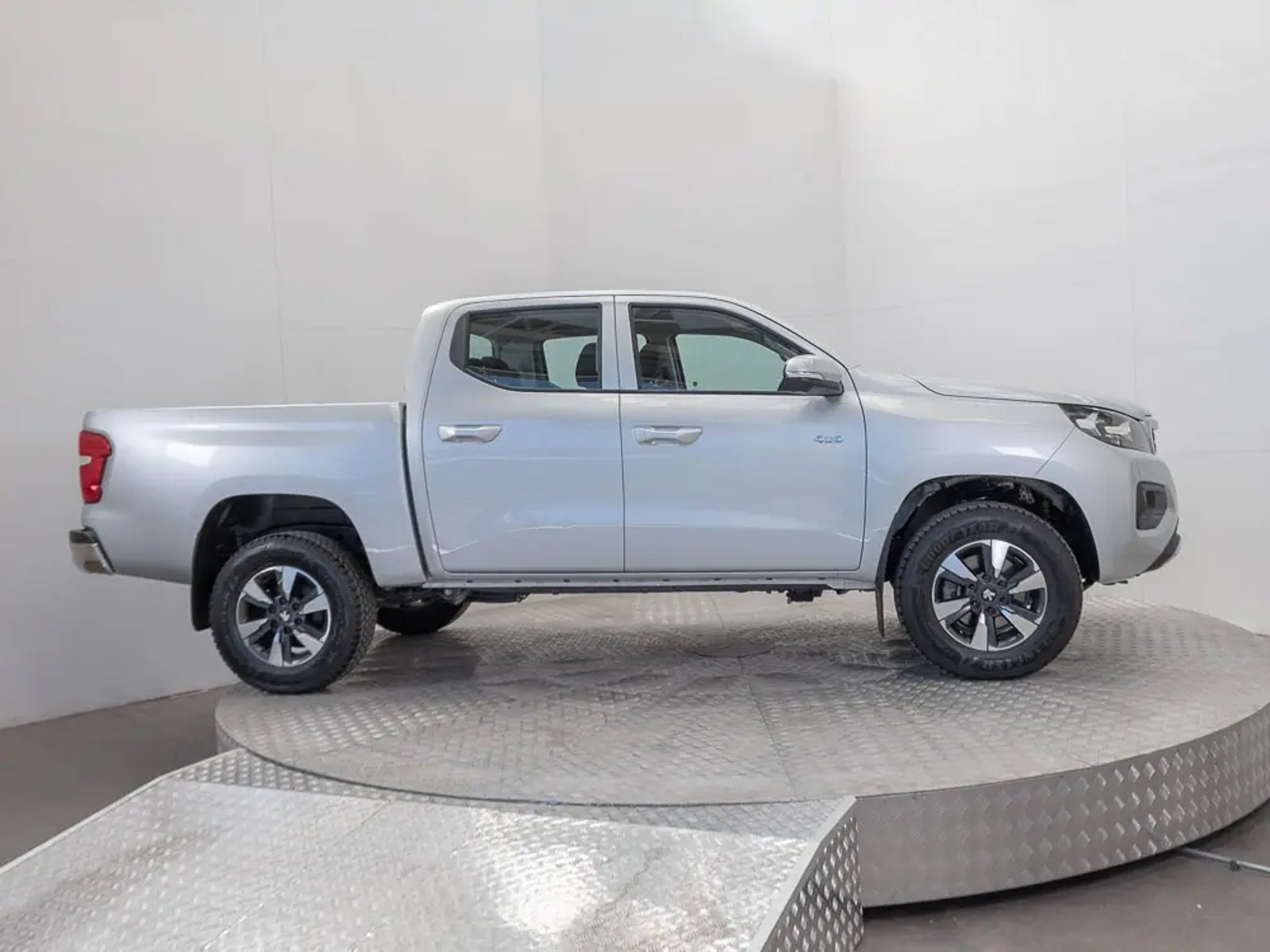 PEUGEOT LANDTREK 2026 - Imagen 9 de 16