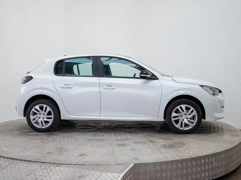 Peugeot 208 2024 - Imagen 8 de 19