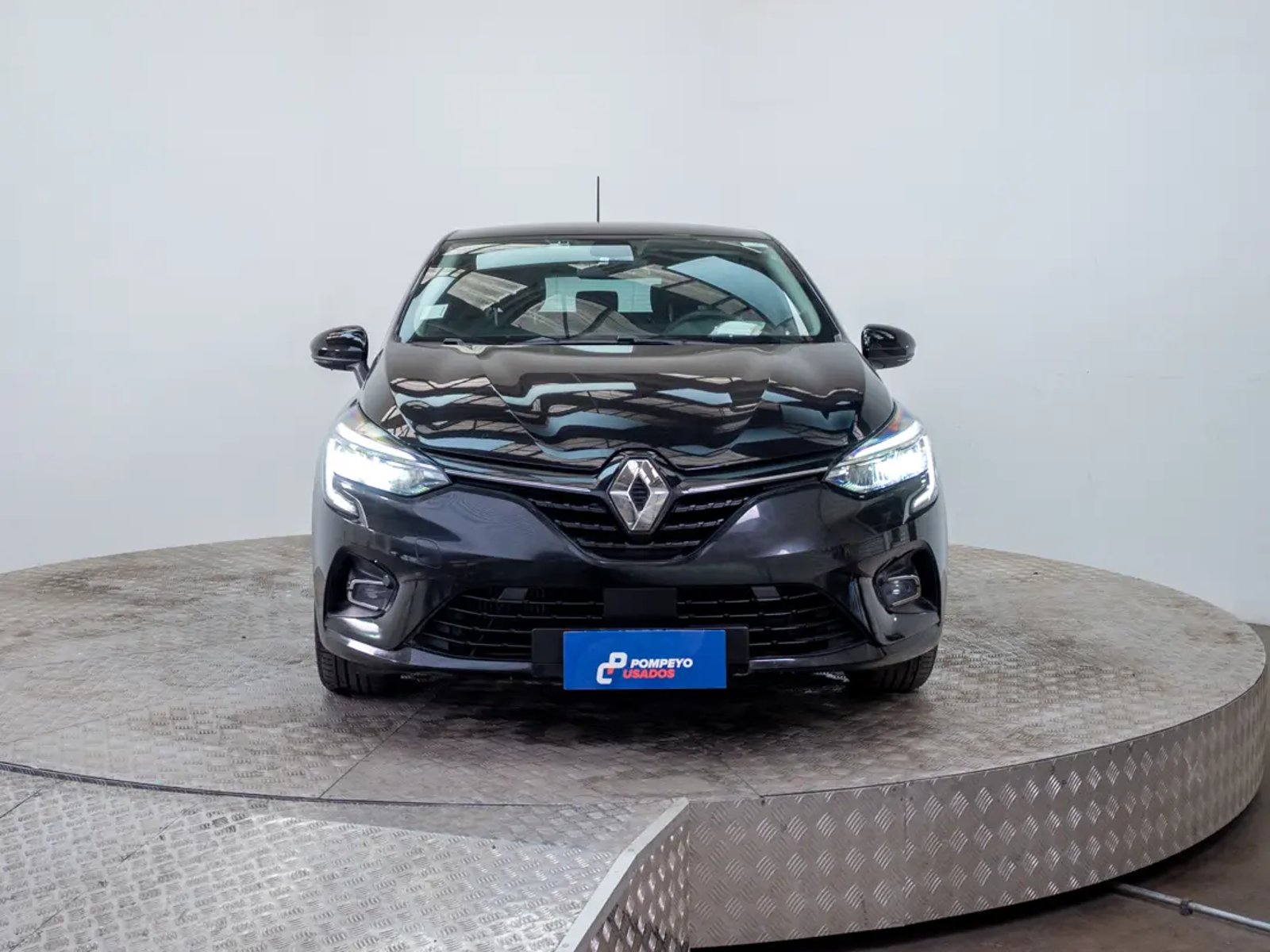 Renault CLIO 2023 - Foto 2 de 19