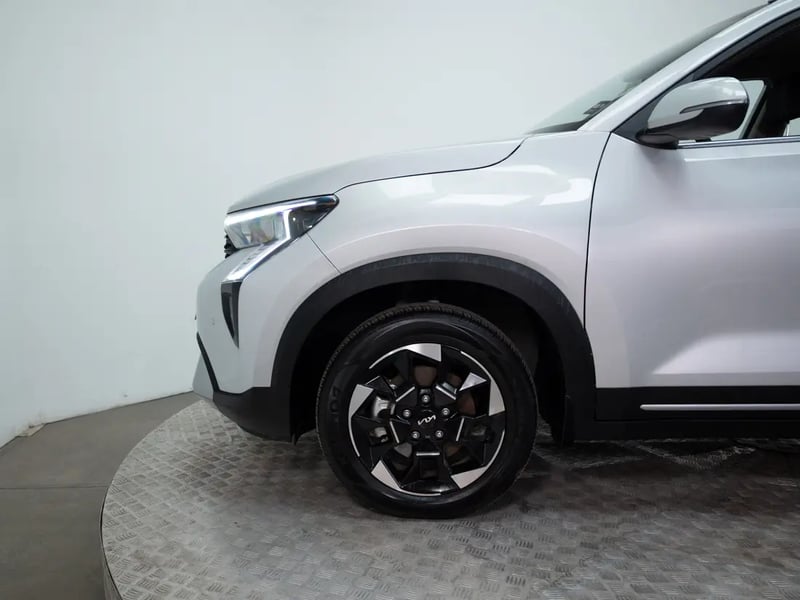 Kia SONET 2025 - Imagen 17 de 19