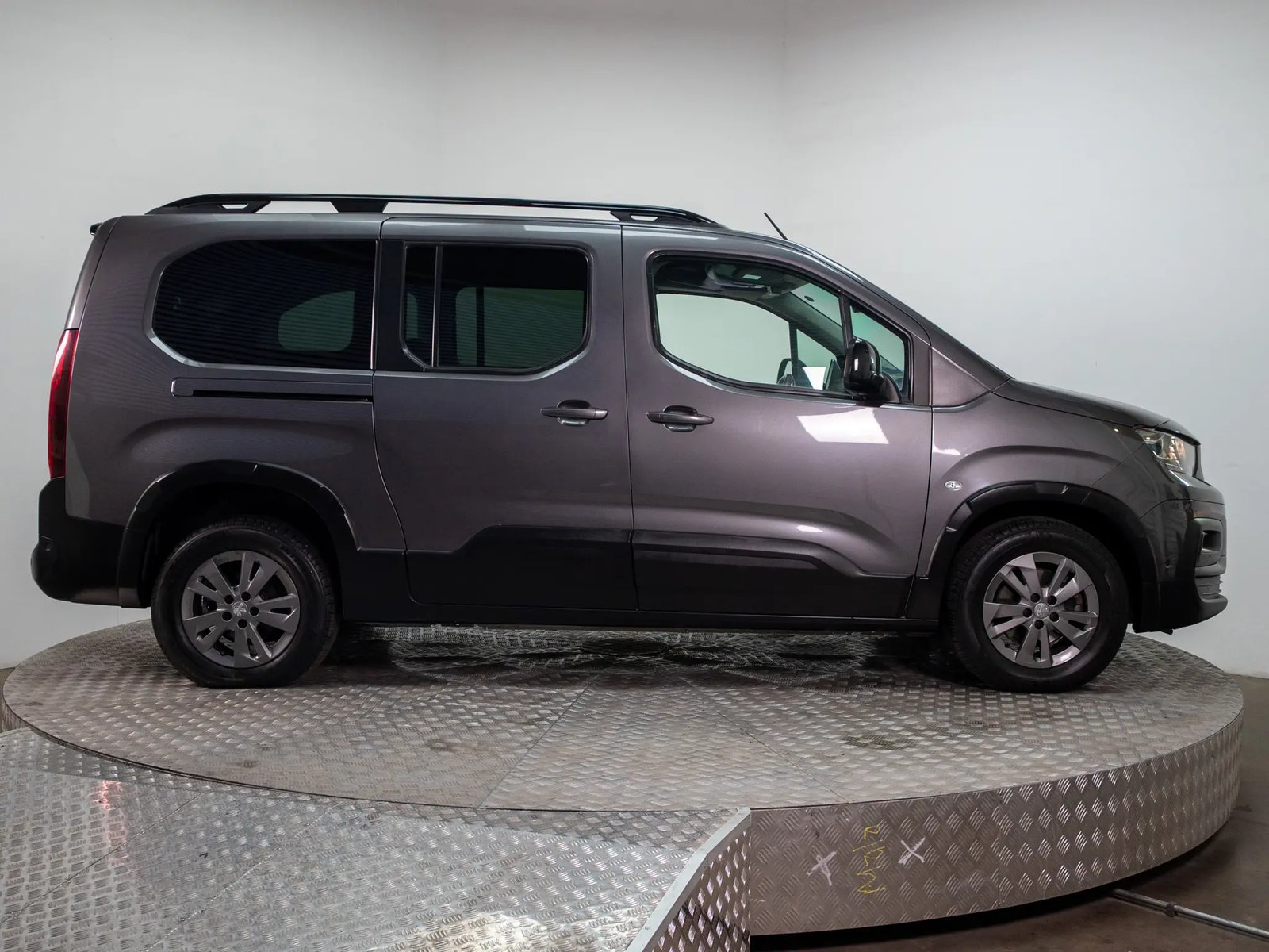 PEUGEOT RIFTER 2023 - Imagen 8 de 18