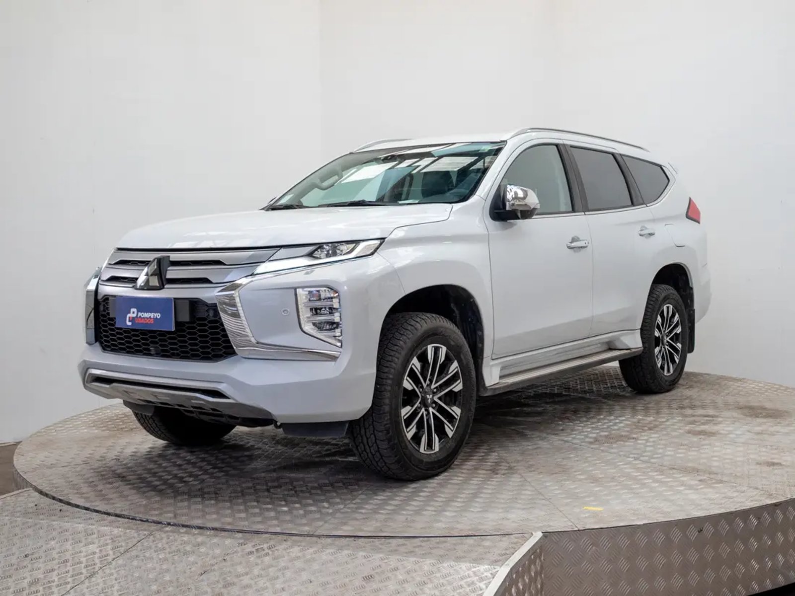 Mitsubishi Montero Sport 2024