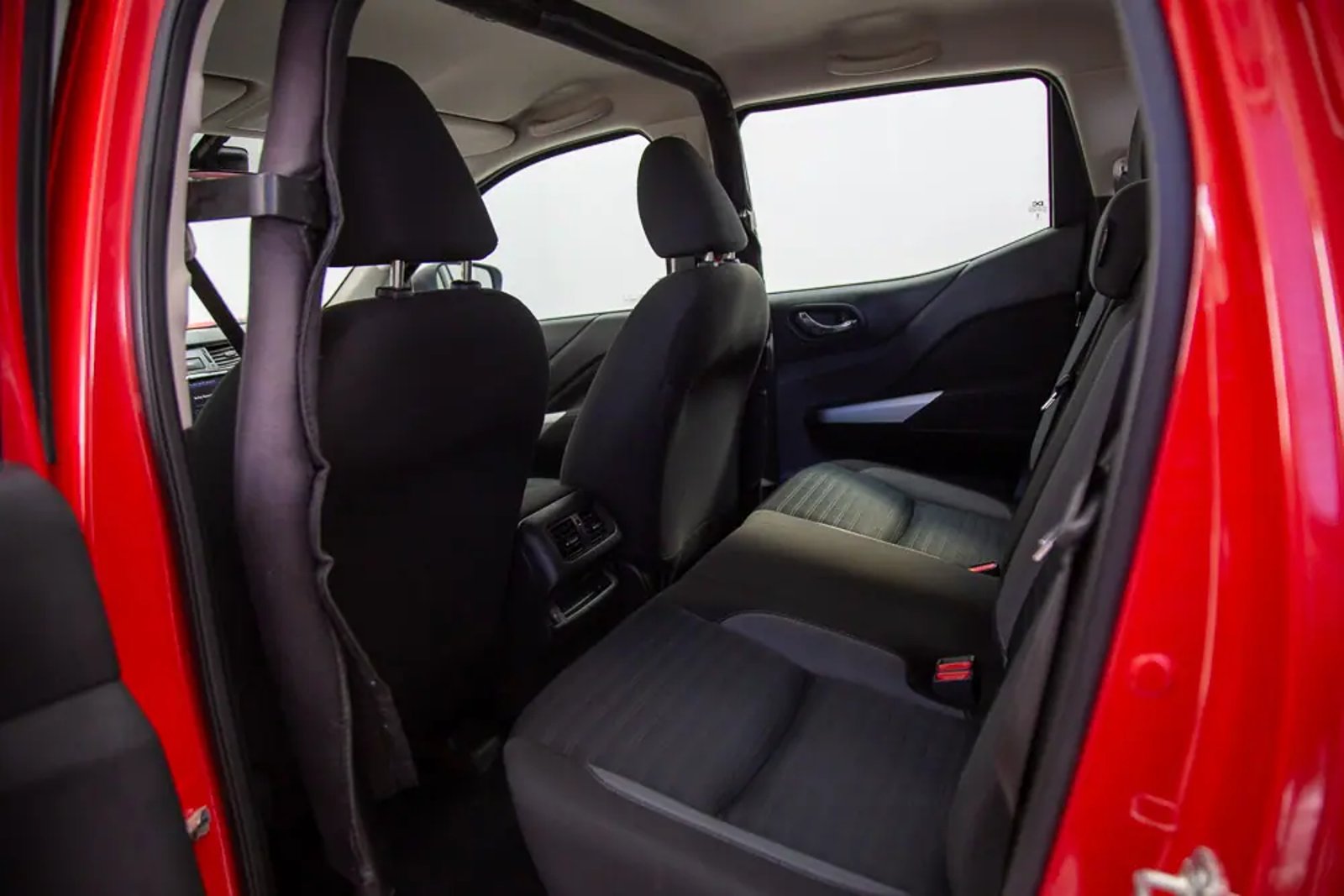 NISSAN NAVARA 2024 - Imagen 15 de 16