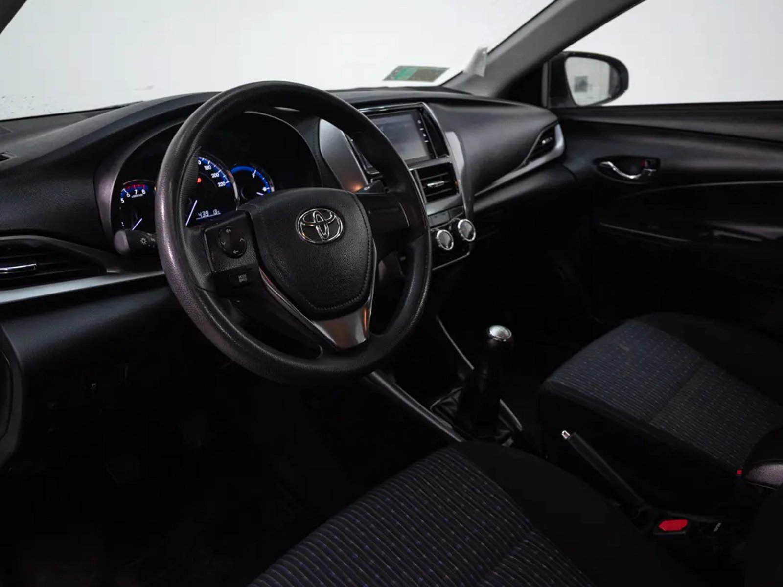 Toyota YARIS 2022 - Imagen 11 de 20