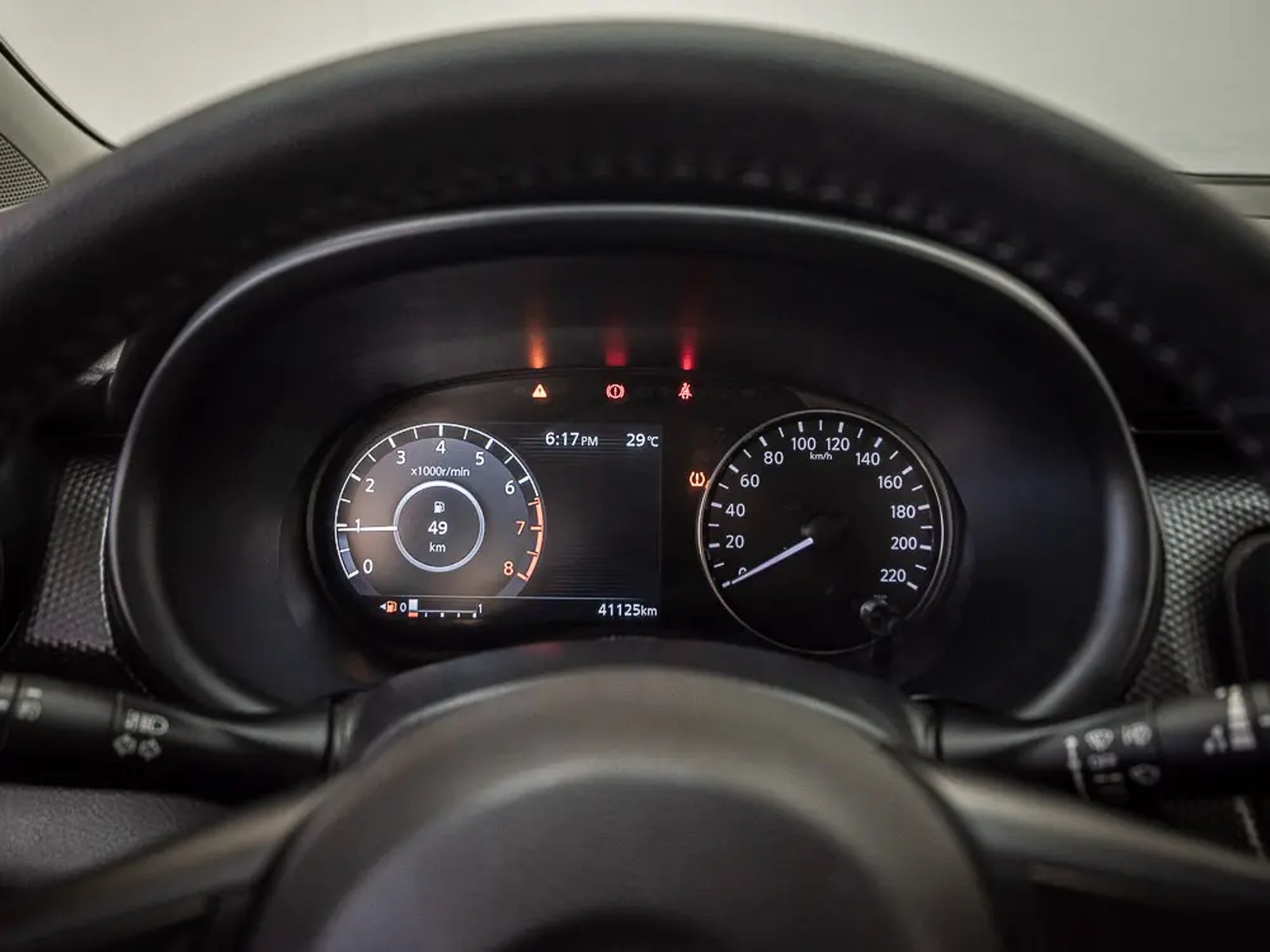 NISSAN KICKS 2023 - Imagen 15 de 17