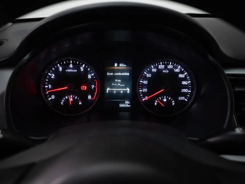 Kia RIO 4 2023 - Imagen 13 de 19