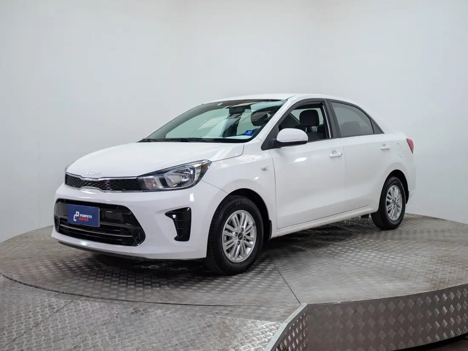 Kia SOLUTO 2024 - Foto 3 de 20