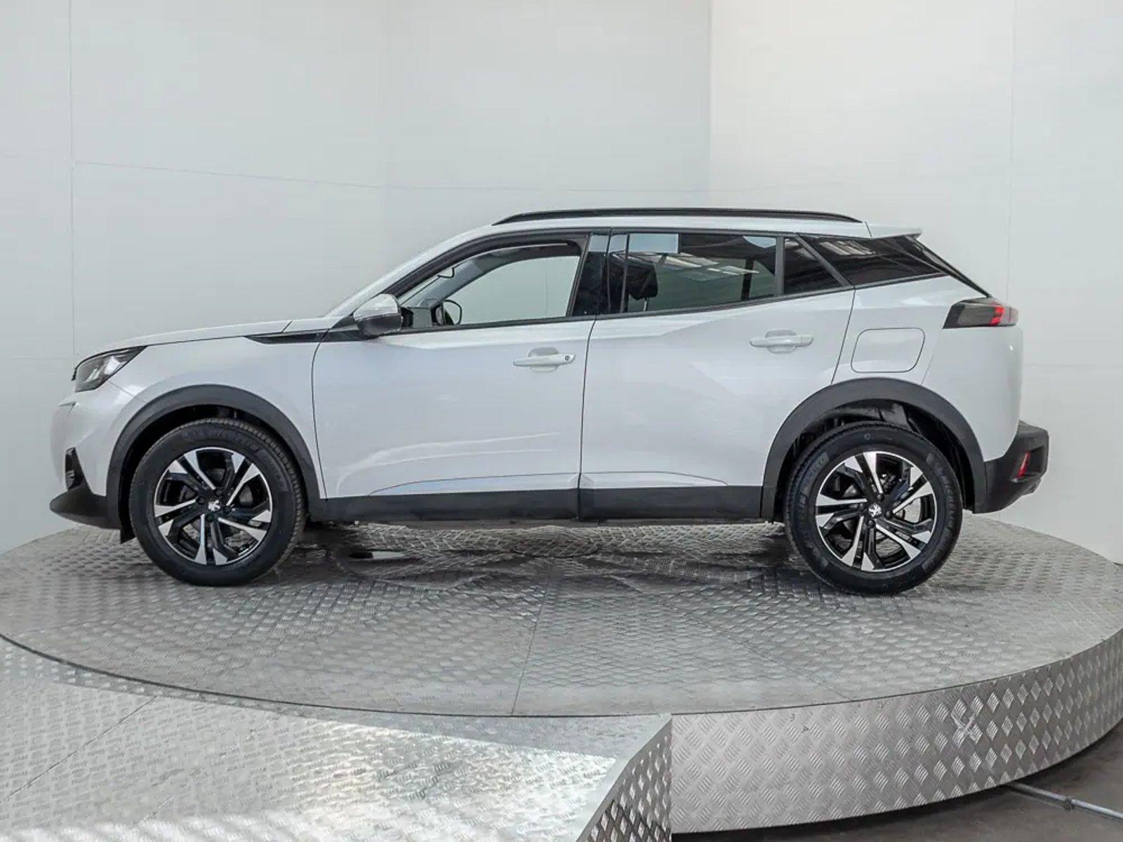 PEUGEOT 2008 2022 - Imagen 8 de 16