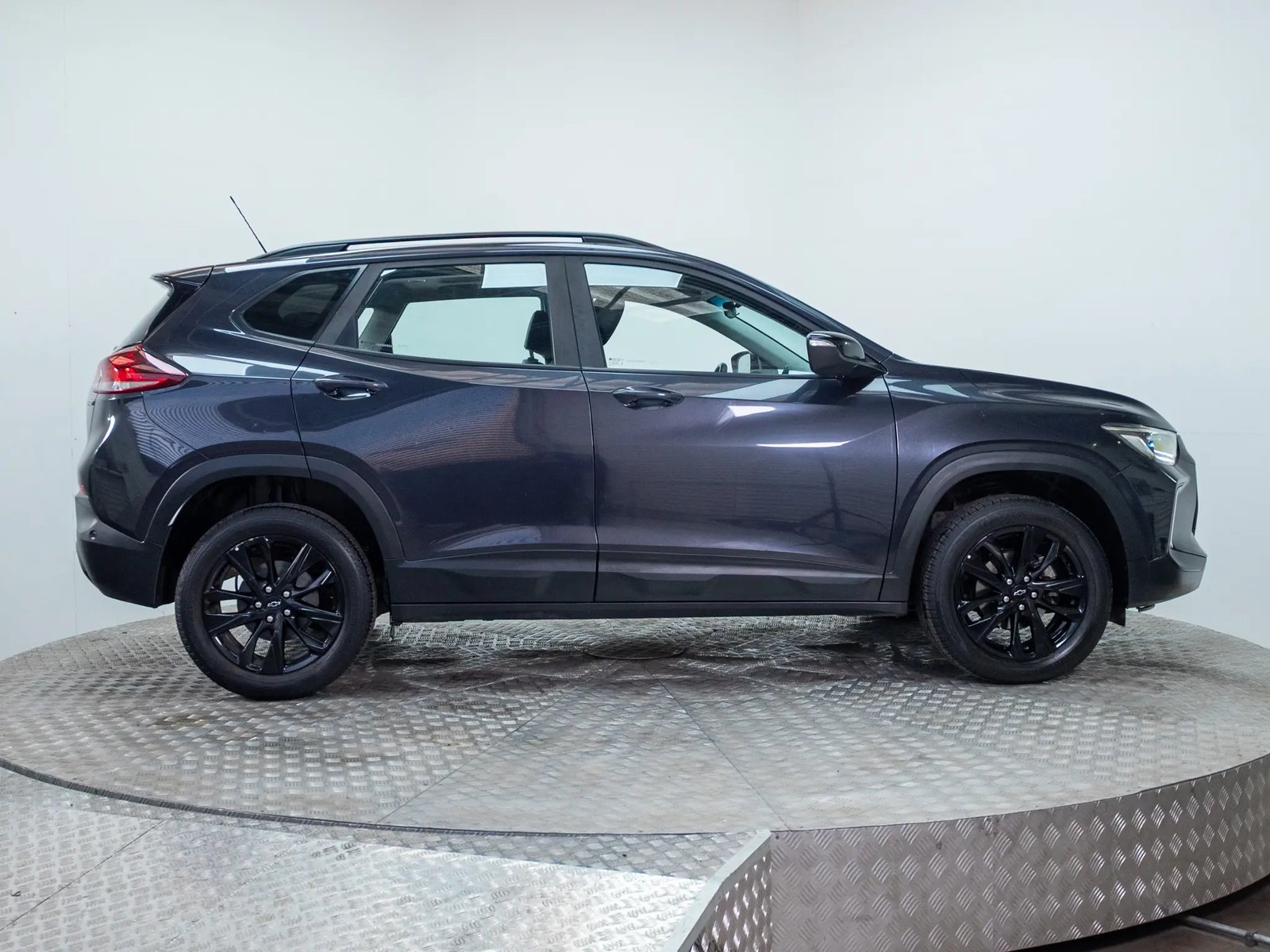 CHEVROLET TRACKER 2024 - Imagen 8 de 18