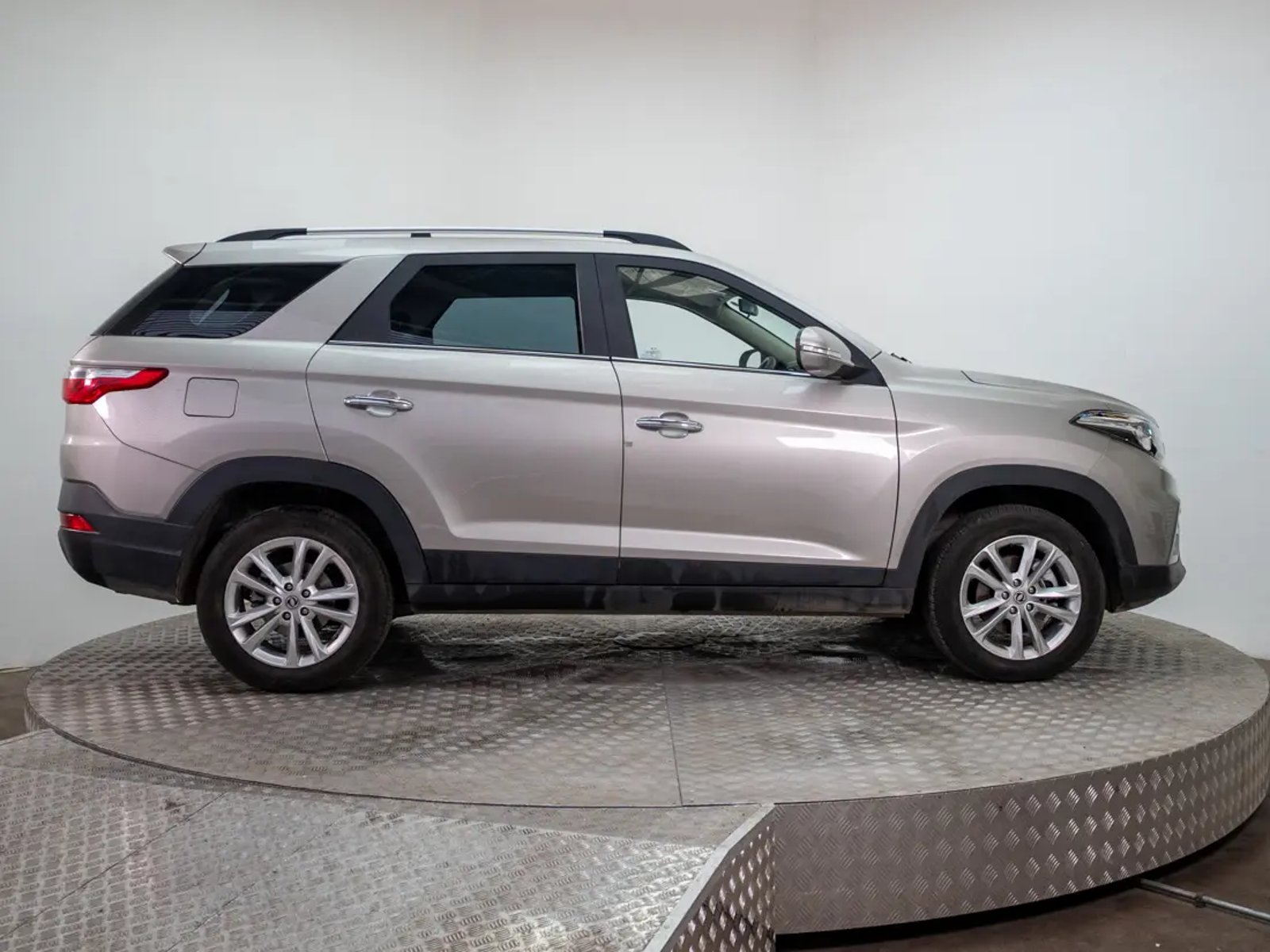 DFSK SUV 560 2024 - Imagen 8 de 20