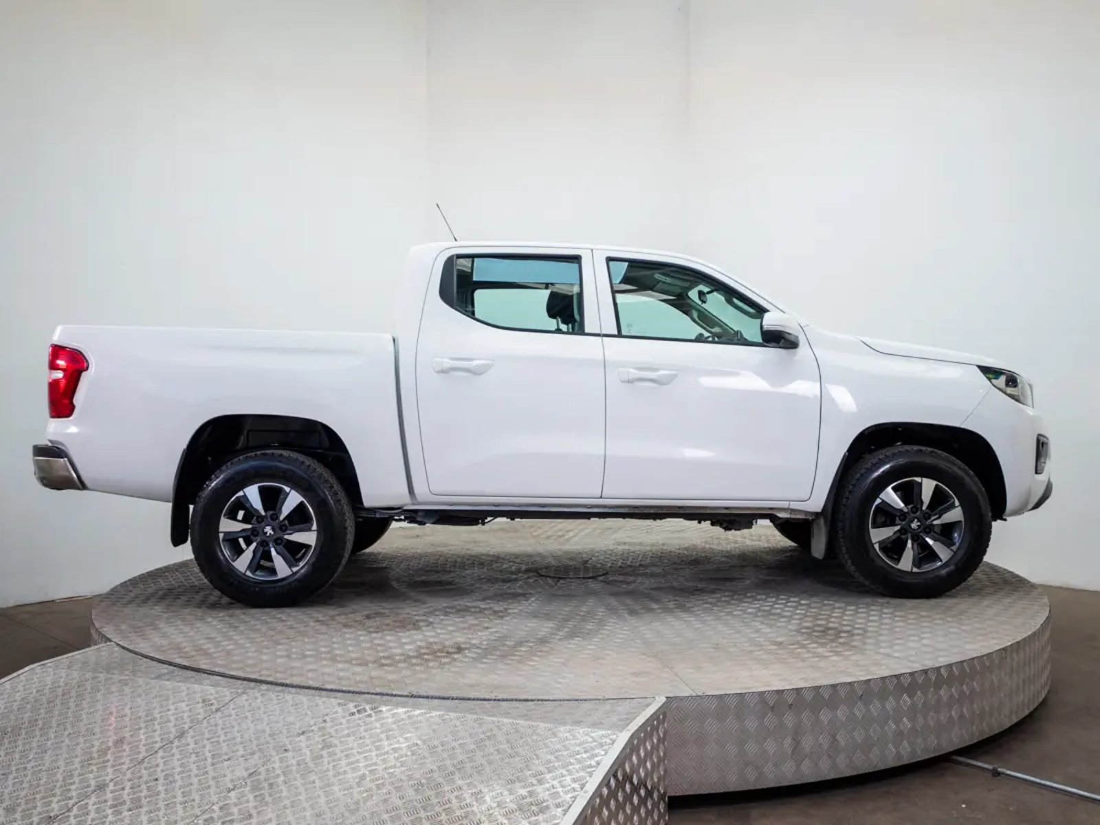 Peugeot LANDTREK 2025 - Imagen 8 de 19