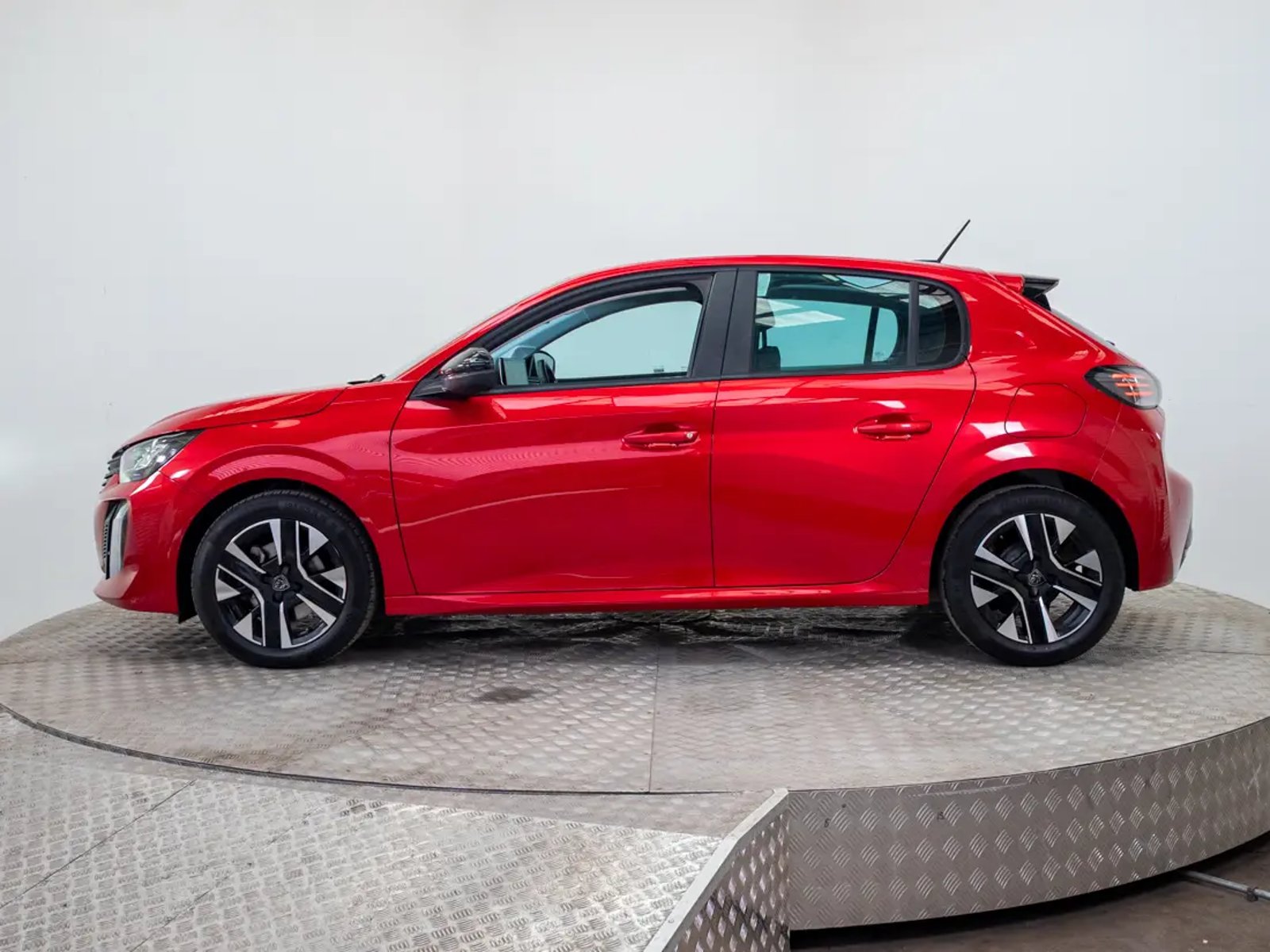 Peugeot 208 2025 - Imagen 4 de 17