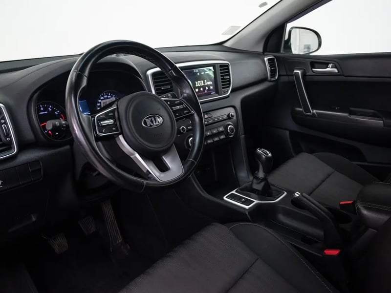 Kia SPORTAGE 2019 - Imagen 11 de 20