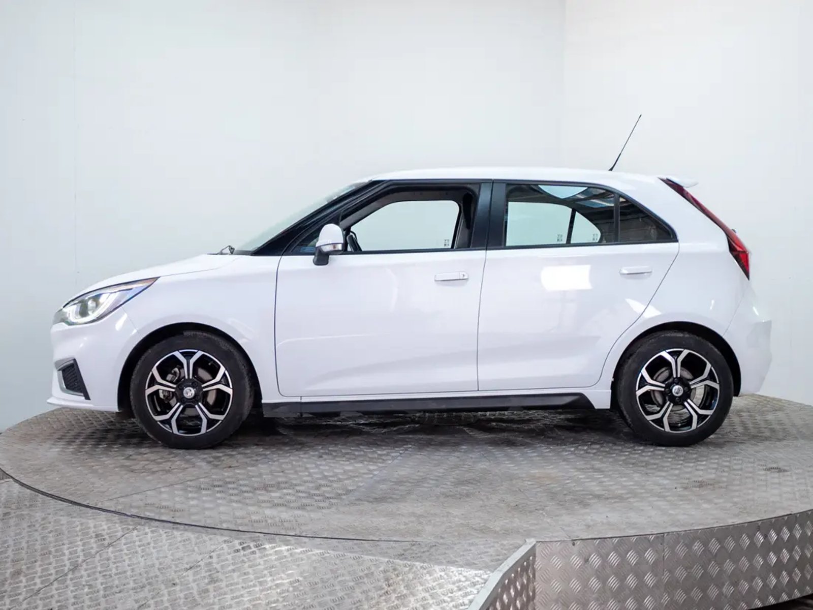 MG 3 2022 - Imagen 4 de 20