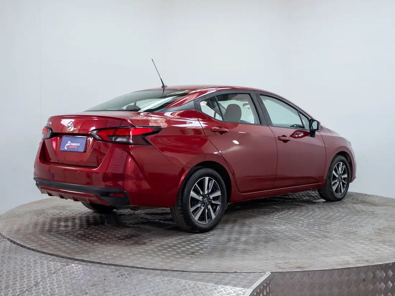 Nissan VERSA 2023 - Imagen 8 de 20