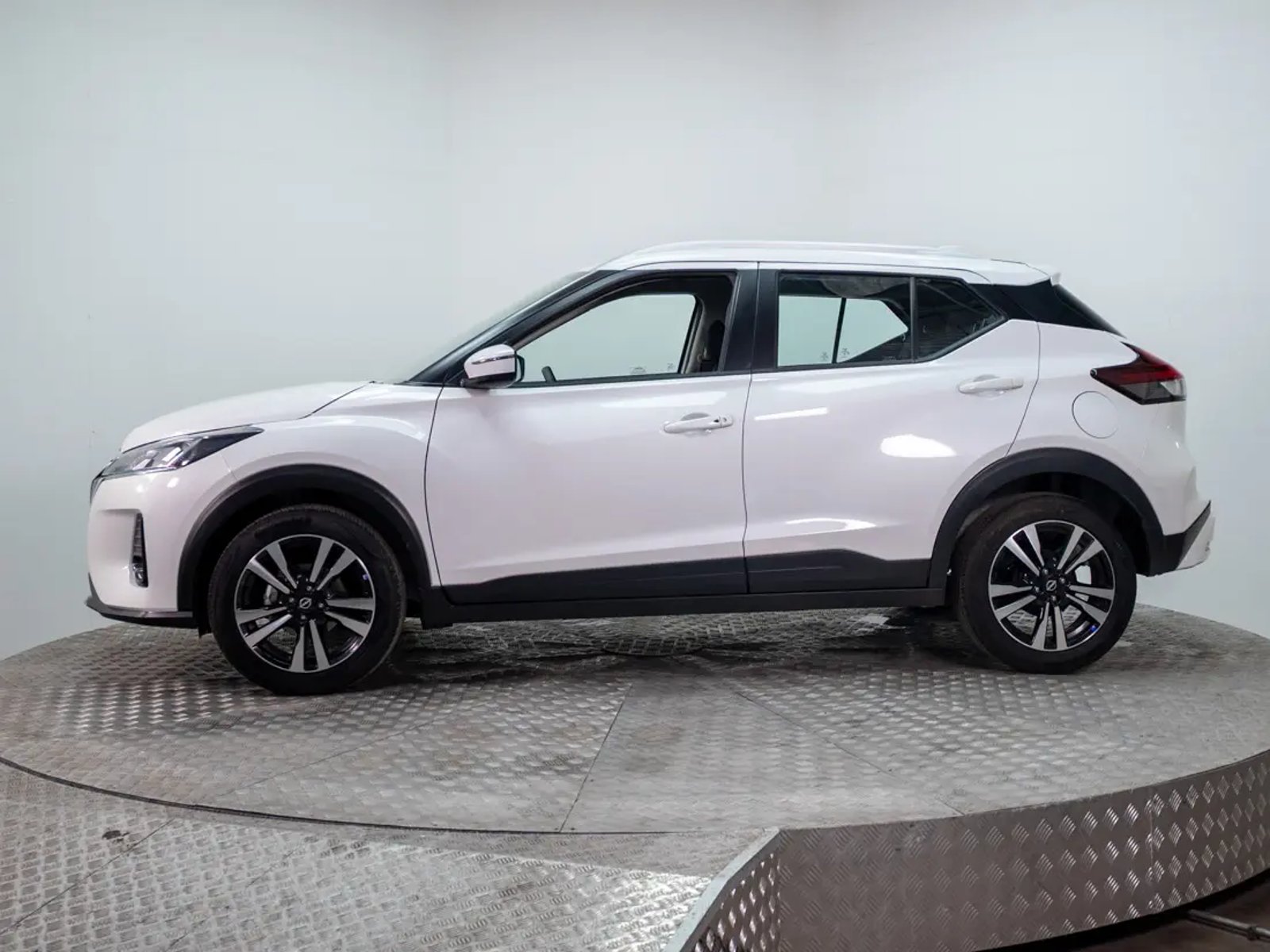 Nissan KICKS 2025 - Imagen 4 de 20