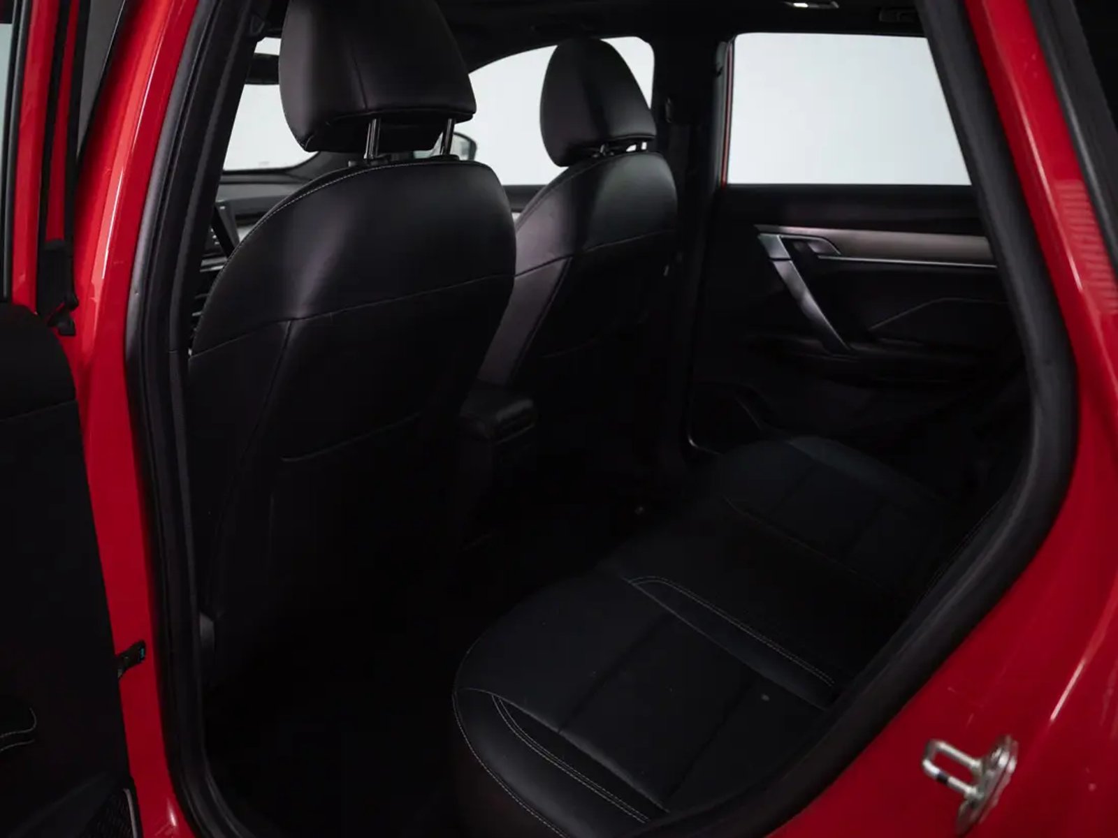 Geely COOLRAY 2023 - Imagen 14 de 19