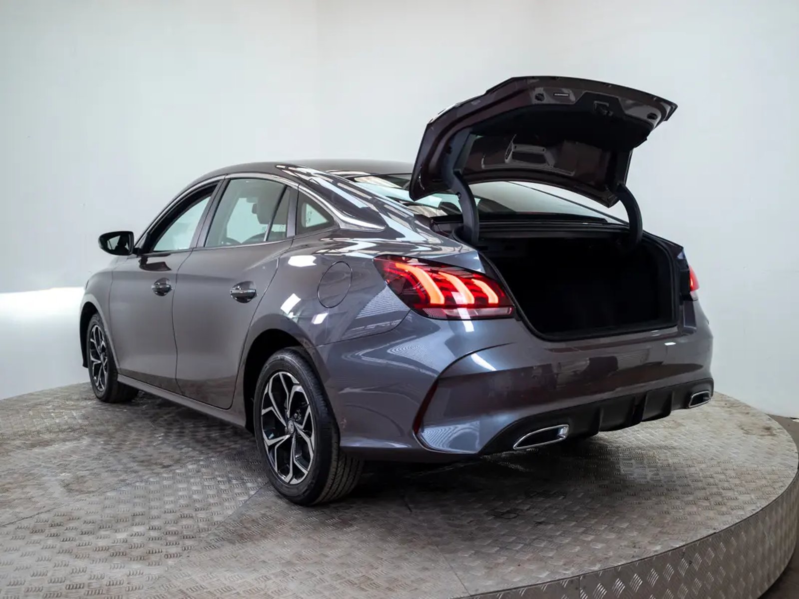 MG GT 2022 - Imagen 10 de 20