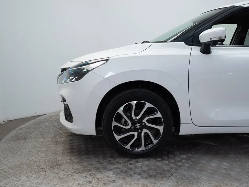 Suzuki BALENO 2025 - Imagen 17 de 19