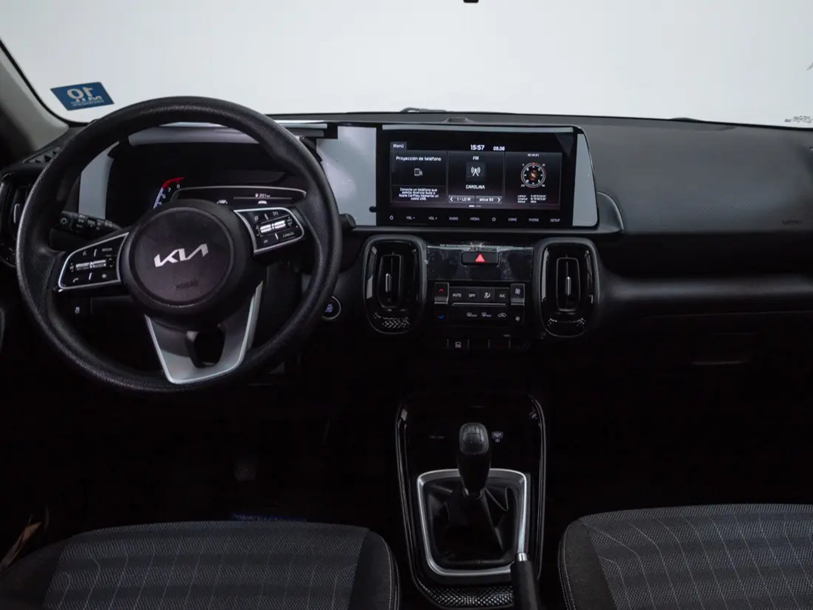 KIA SONET 2023 - Imagen 16 de 17