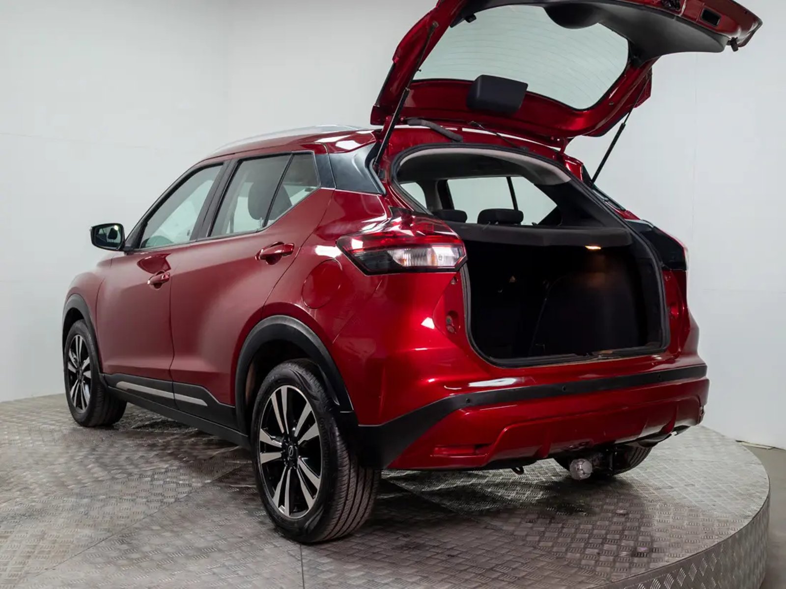 NISSAN KICKS 2023 - Imagen 10 de 15