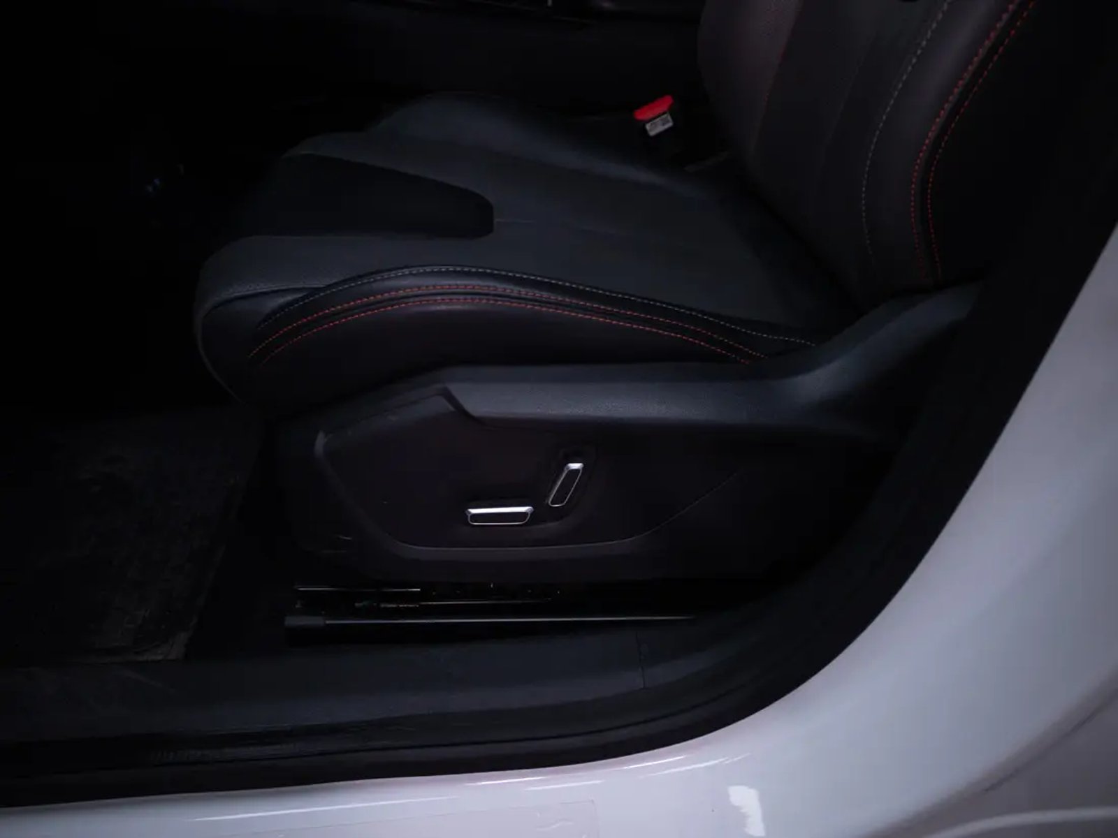 Geely CITYRAY 2025 - Imagen 17 de 20