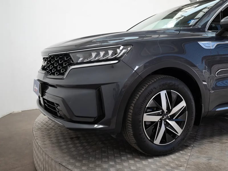 Kia SORENTO 2023 - Imagen 18 de 20
