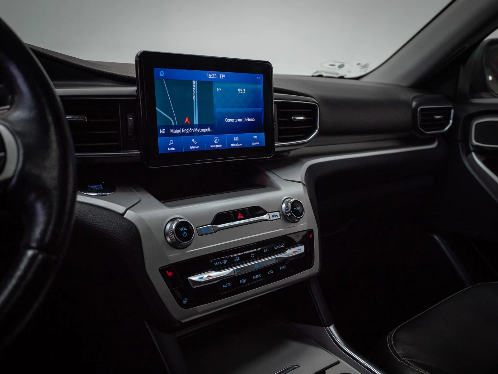 FORD EXPLORER 2023 - Imagen 12 de 20