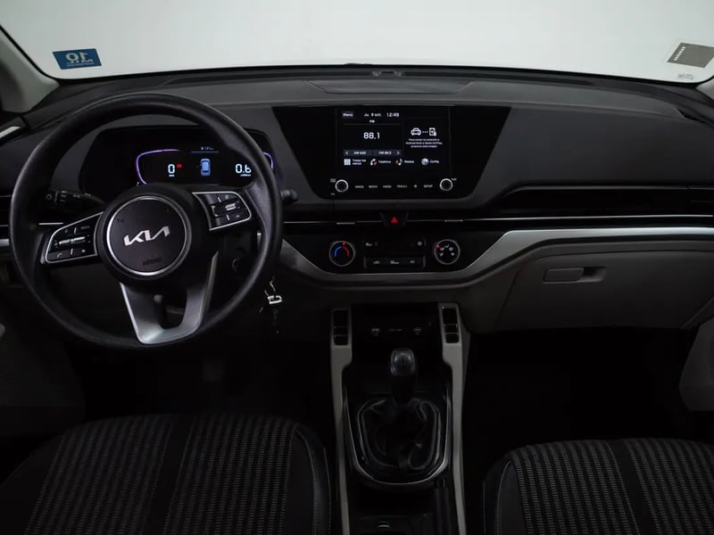 Kia CARENS 2023 - Imagen 15 de 19