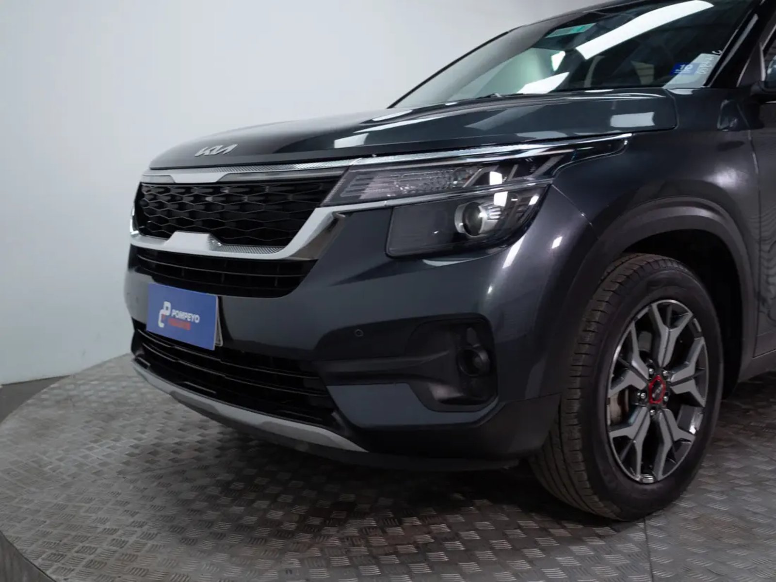 Kia SELTOS 2024 - Imagen 18 de 20