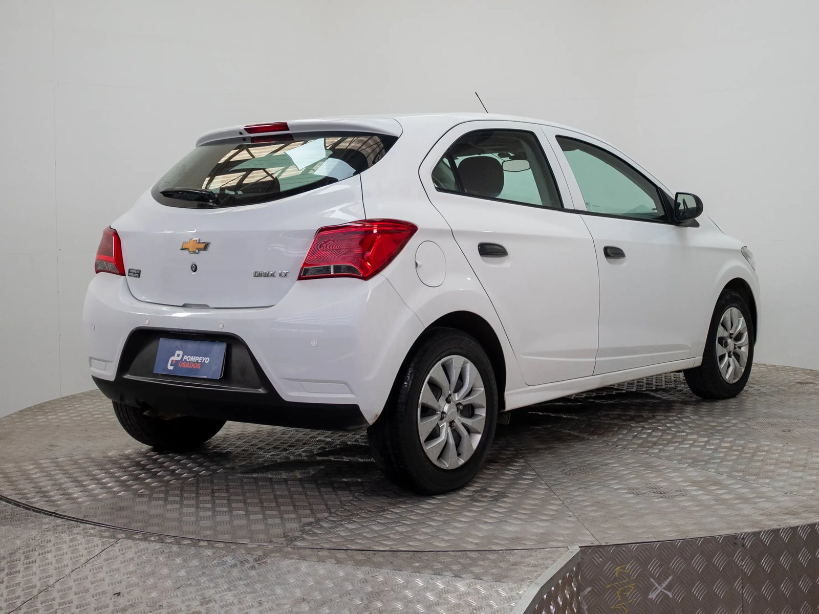 CHEVROLET ONIX 2017 - Imagen 10 de 16