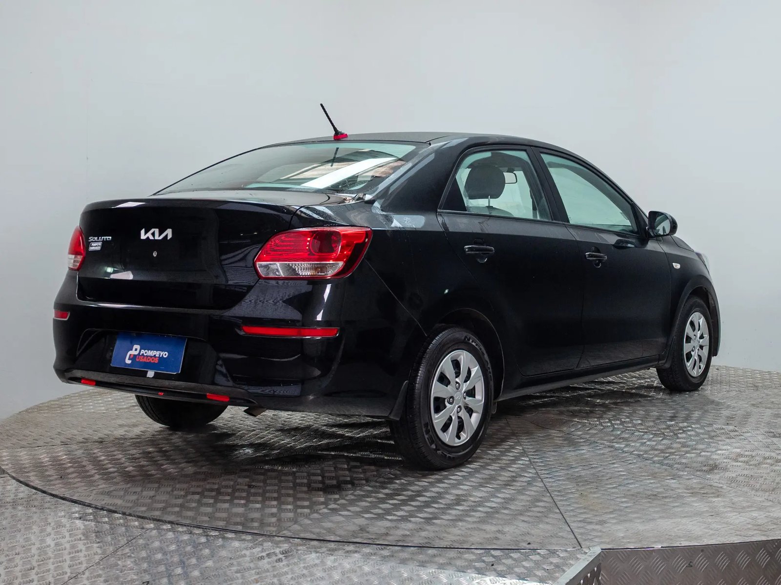 KIA SOLUTO 2023 - Imagen 8 de 17