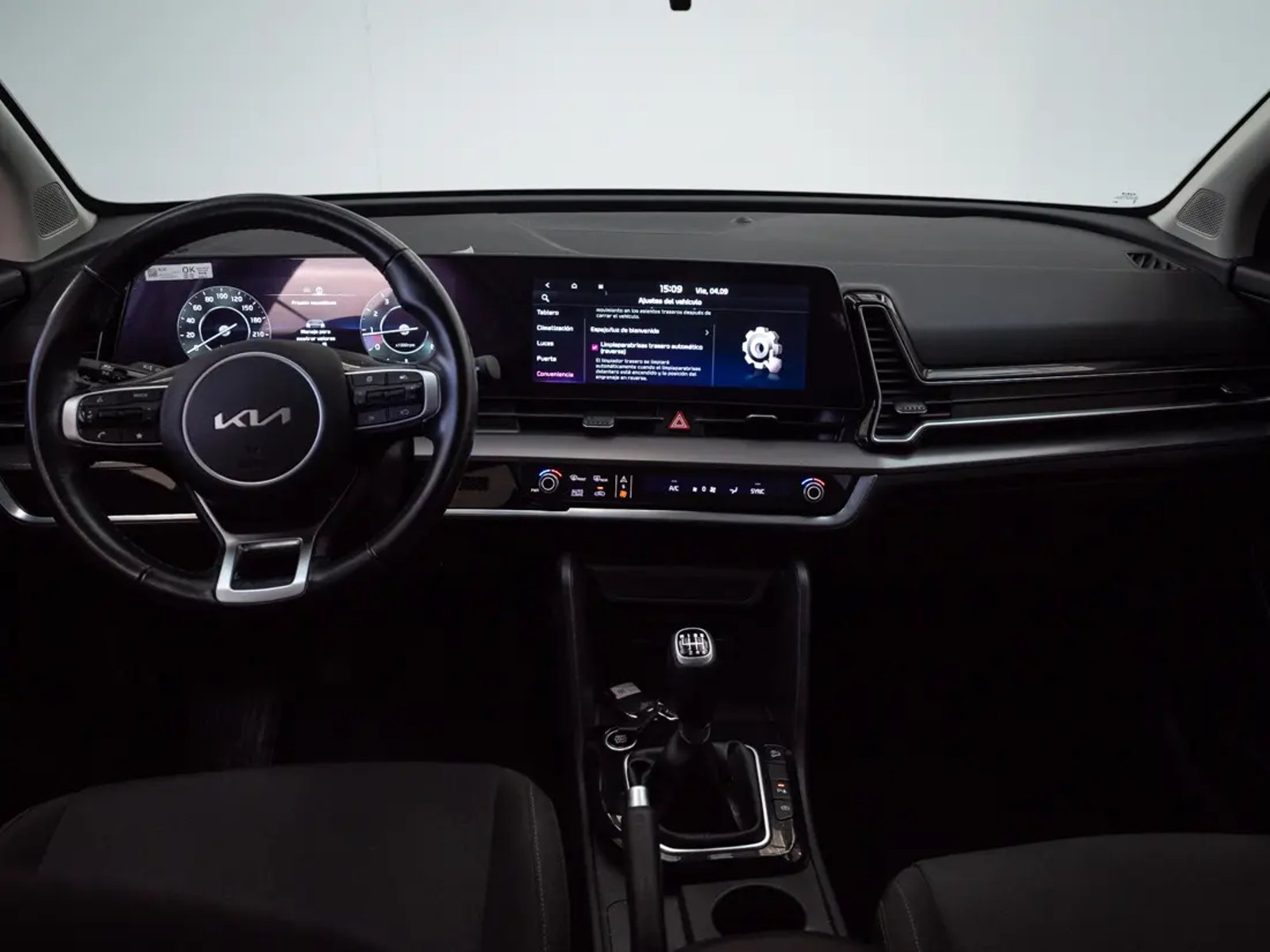 Kia SPORTAGE 2023 - Imagen 15 de 20