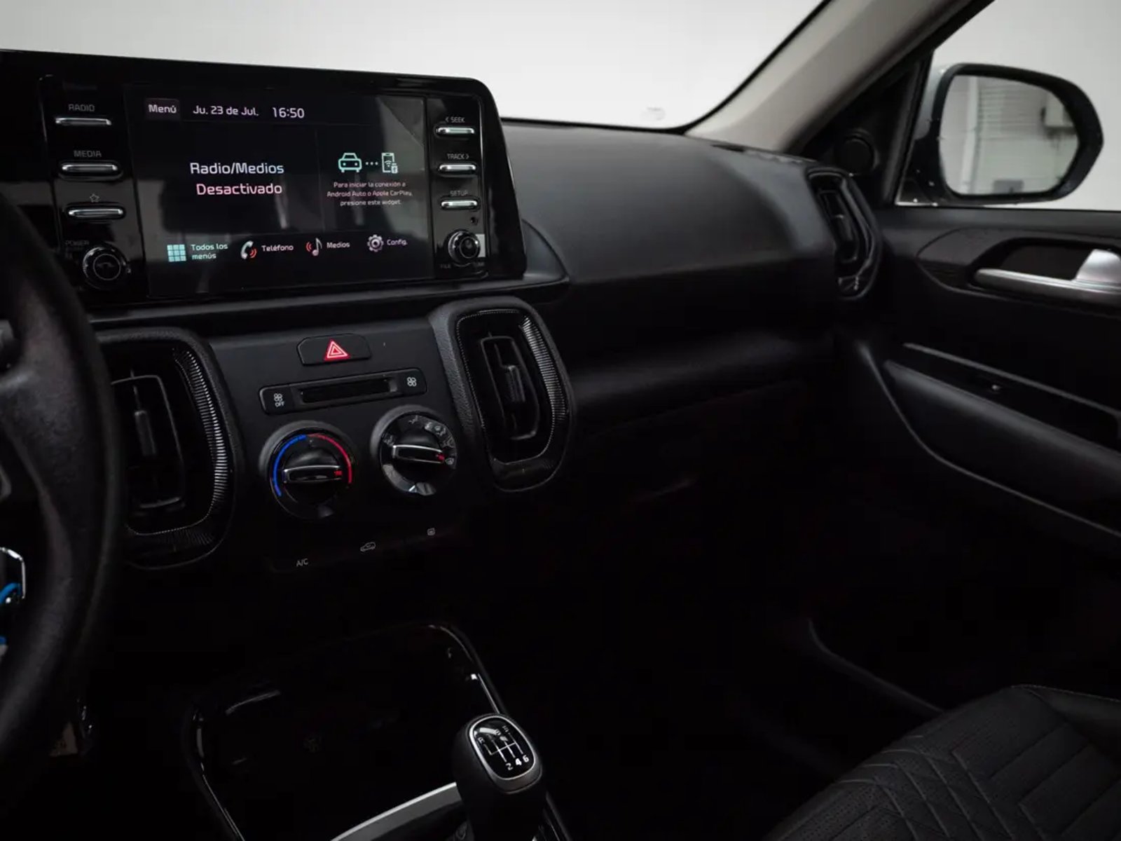 Kia SONET 2025 - Imagen 12 de 19