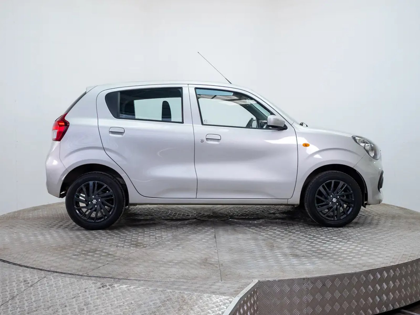 Suzuki CELERIO 2024 - Imagen 8 de 20
