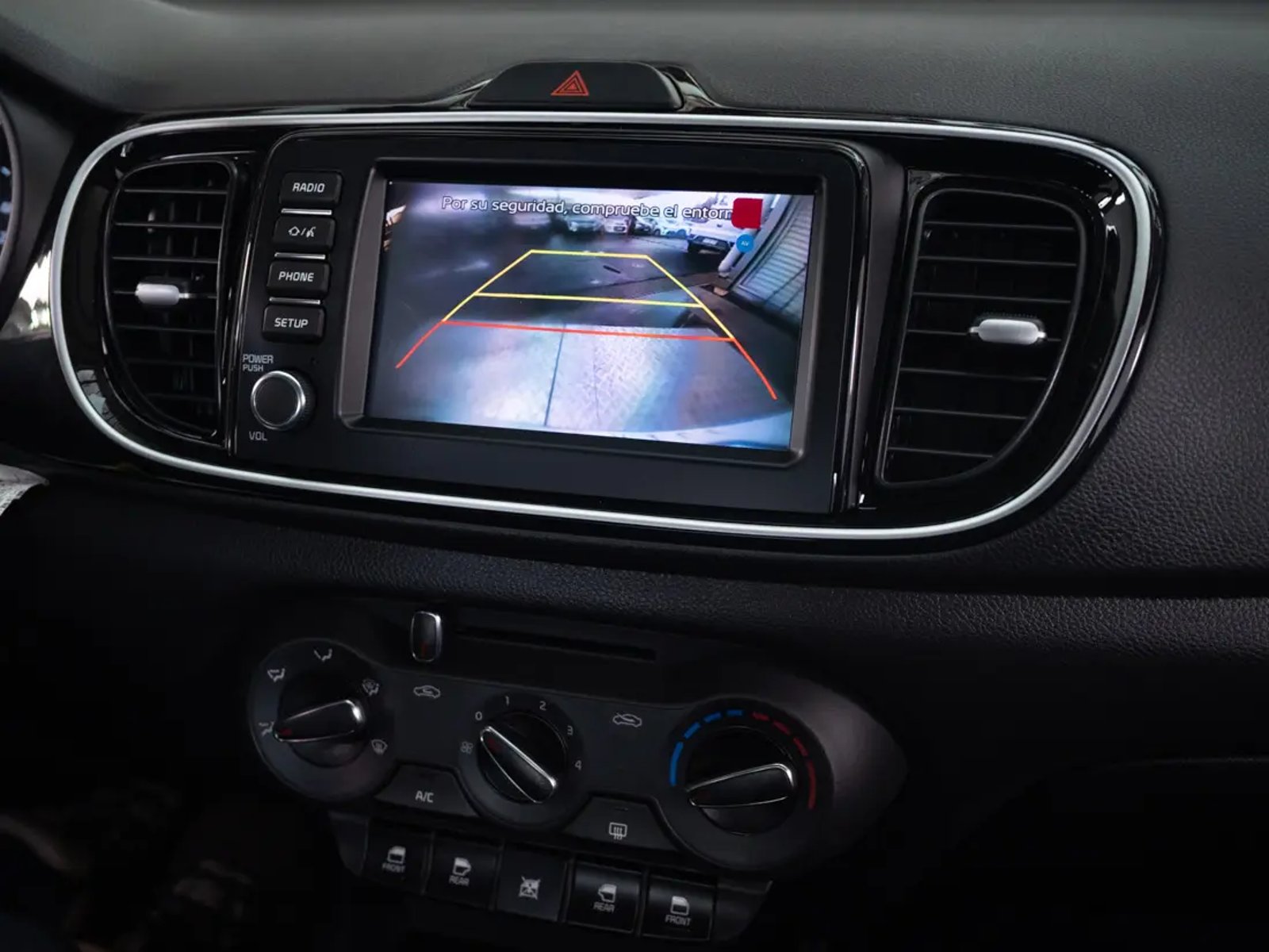 Kia SOLUTO 2026 - Imagen 18 de 19