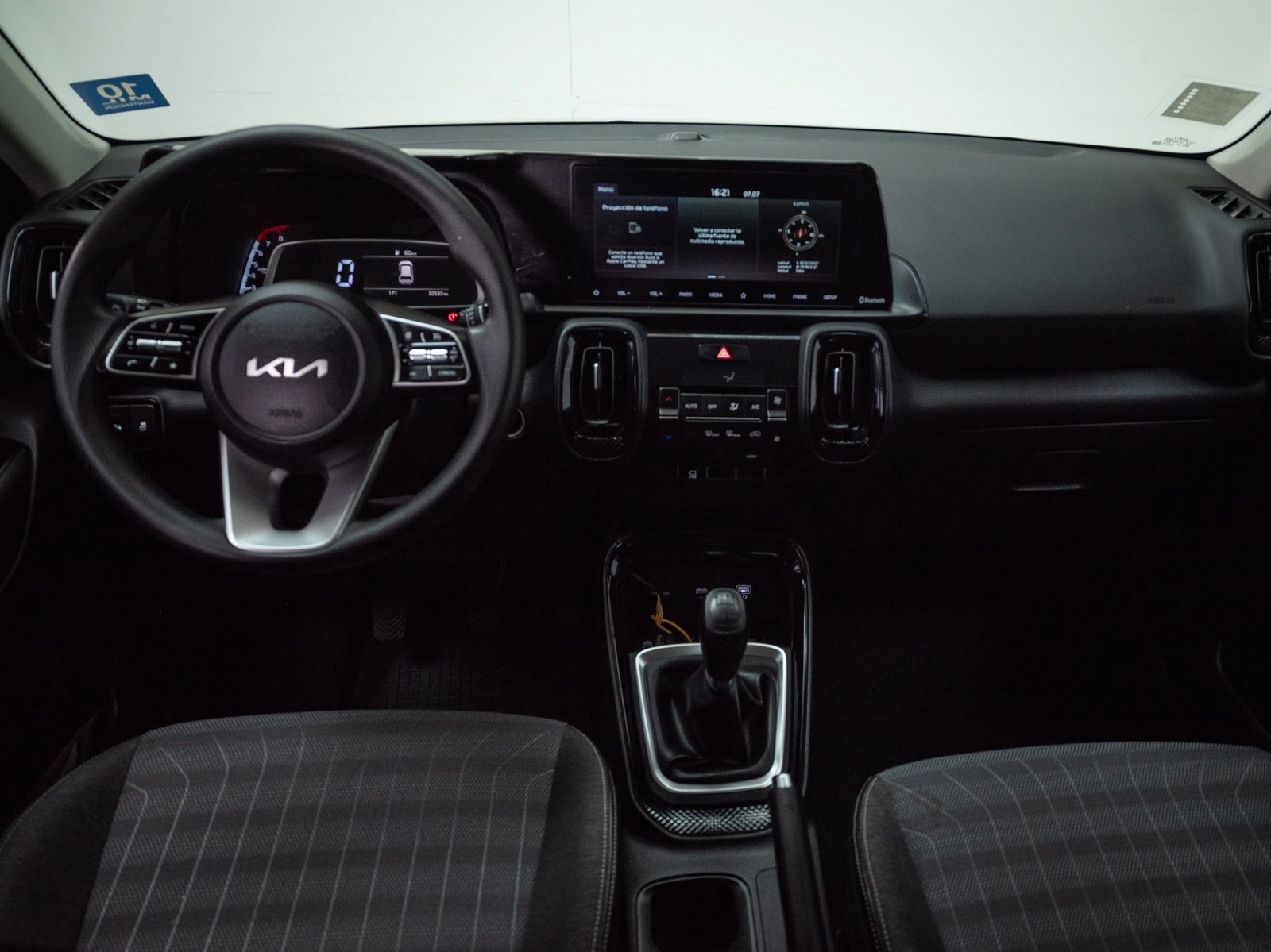 Kia SONET 2023 - Imagen 13 de 14