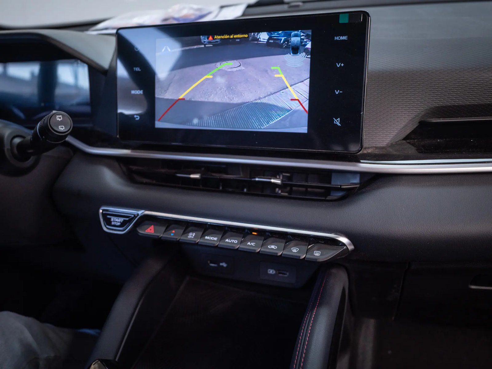 GEELY COOLRAY 2026 - Imagen 13 de 19