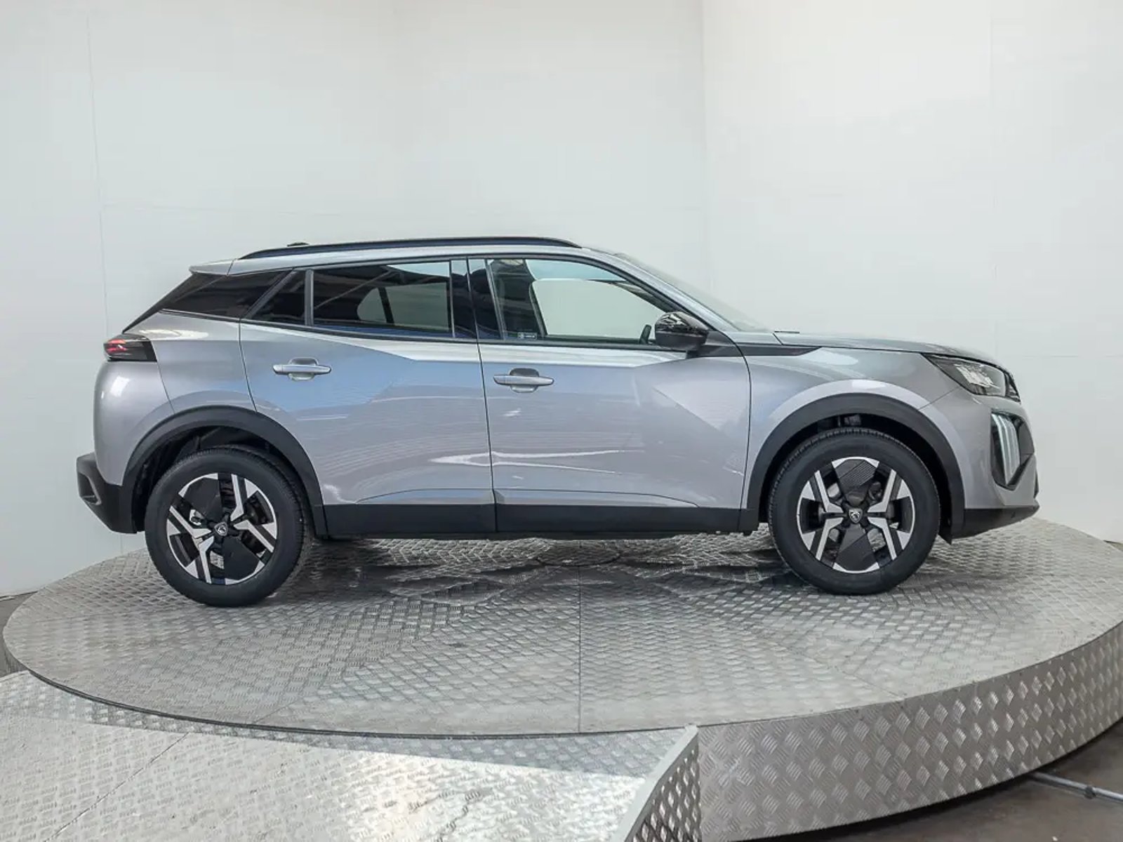 PEUGEOT 2008 2024 - Imagen 6 de 13